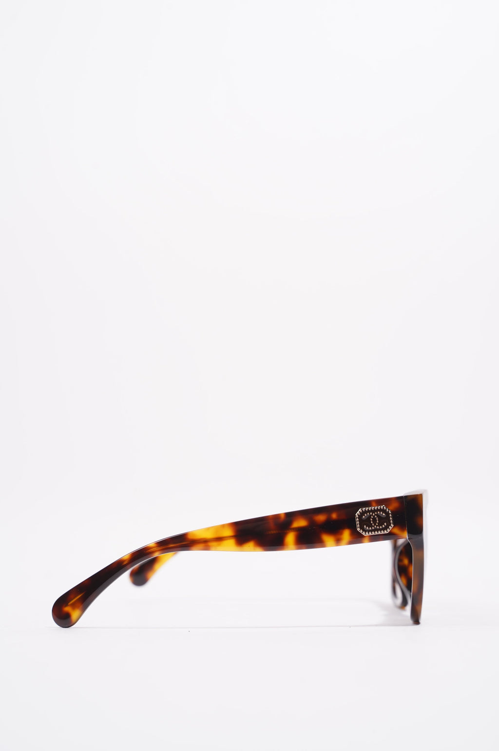 Chanel Womens Coco Charm Sunglasses Tortoise Shell 140