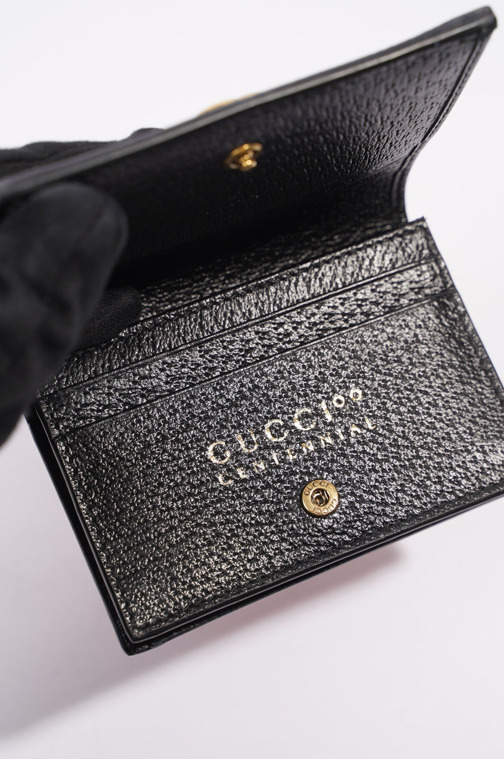 Gucci Womens 100 Wallet Red / Black
