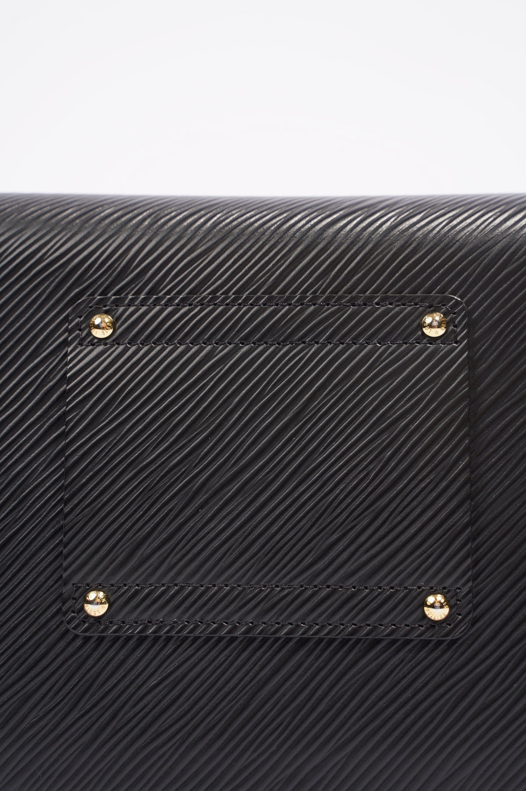 Louis Vuitton Womens Twist Chain Pouch Black Epi Leather