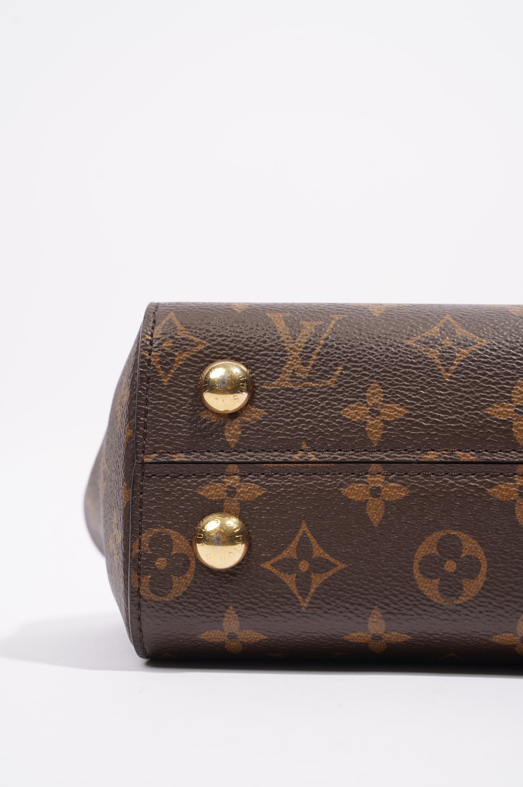 Louis Vuitton Womens Cluny Bag Monogram Canvas BB