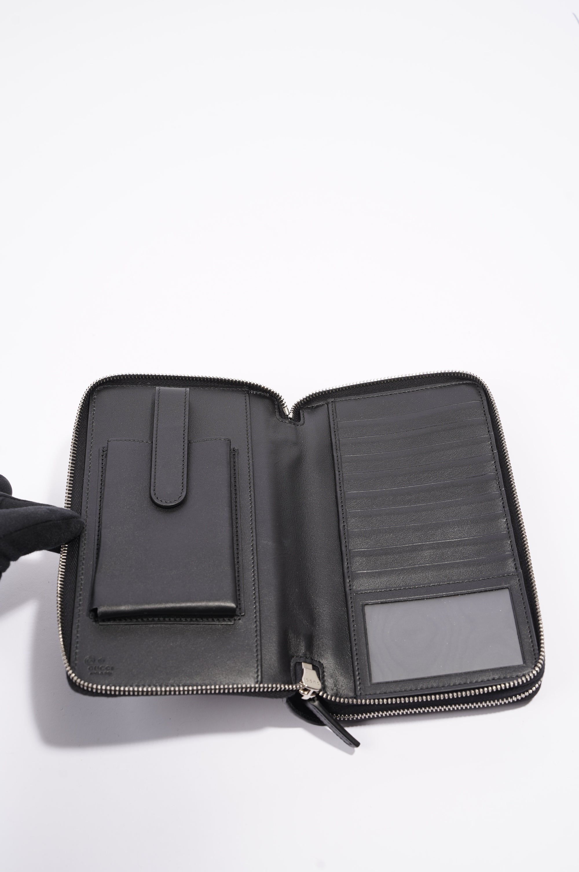 Gucci Mens Microssima Zipper Wallet Black