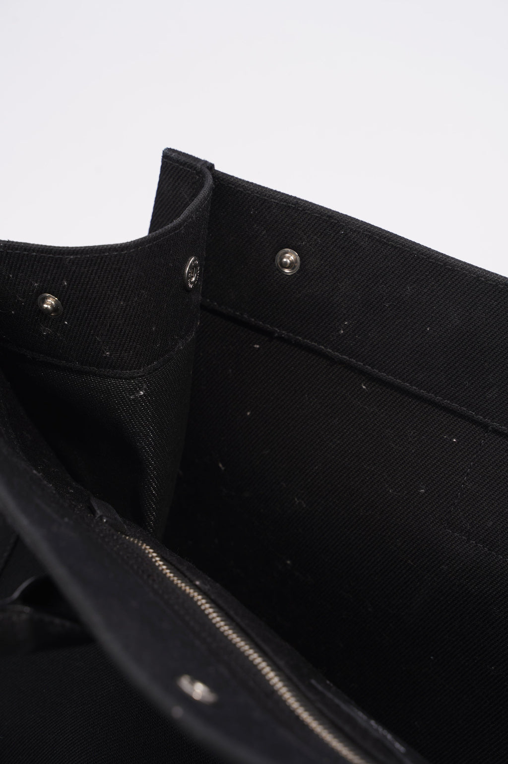 Saint Laurent Womens Rive Gauche Tote Black / White Large