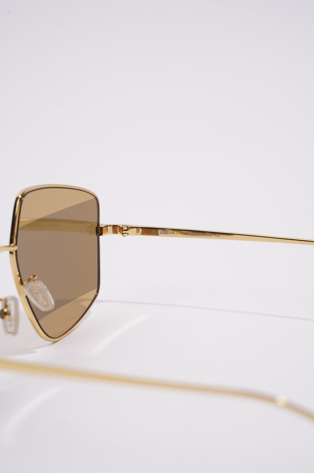 Fendi Womens FE40016U Sunglasses Metallic Base Metal / Acetate 140