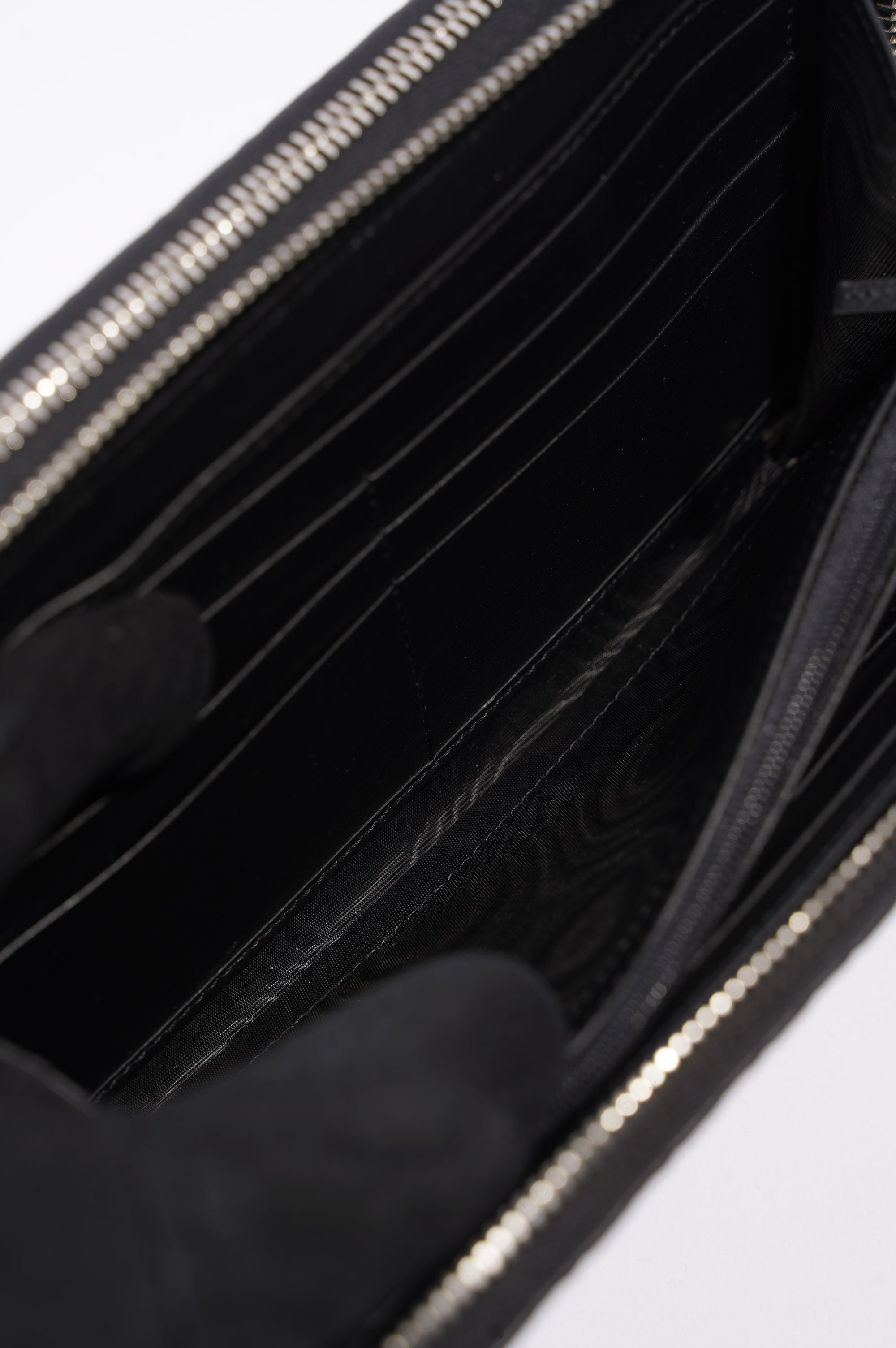 Gucci Mens Microssima Zipper Wallet Black