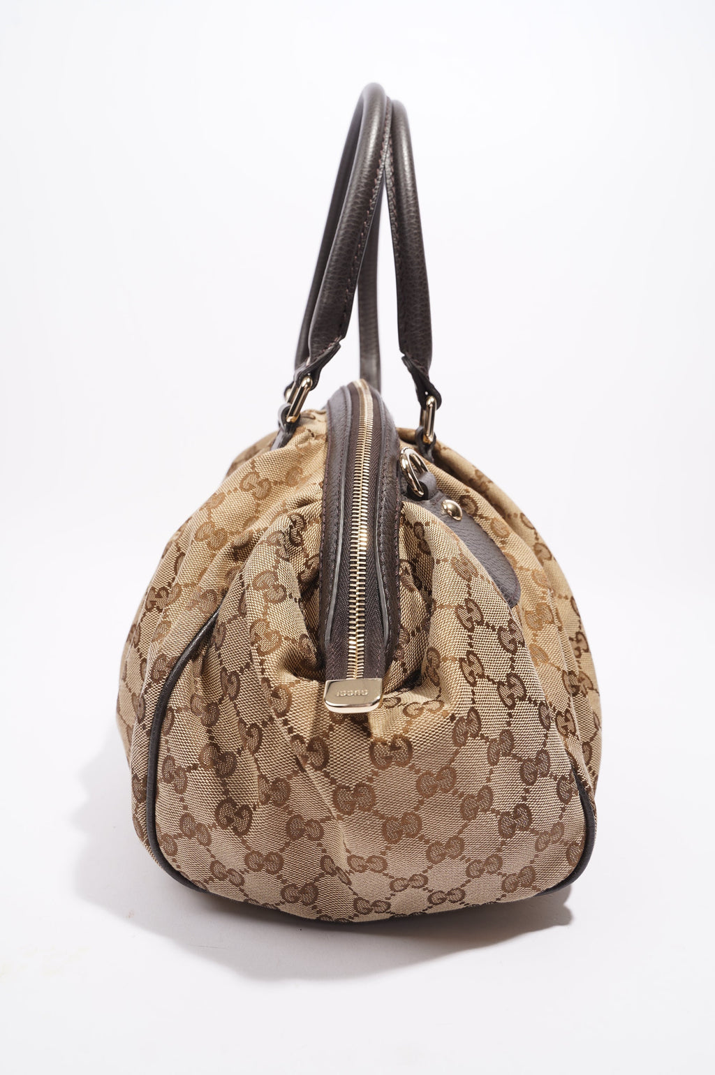 Gucci Womens Sukey Bag Supreme Canvas