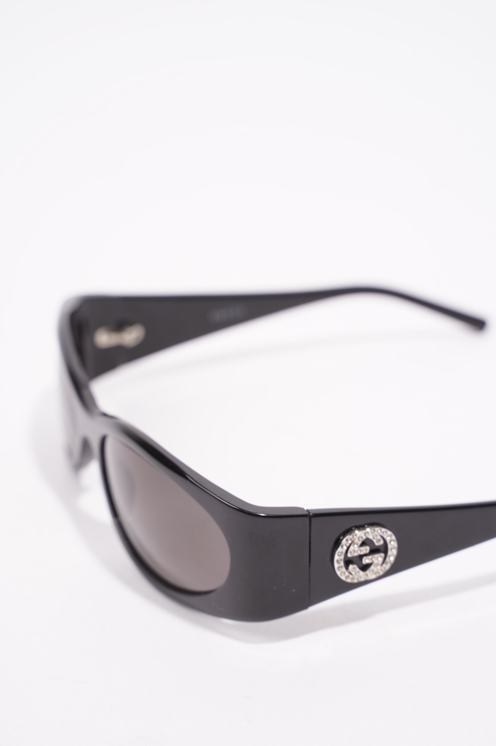 Gucci Womens Interlocking 90's Sunglasses Black Acetate 120