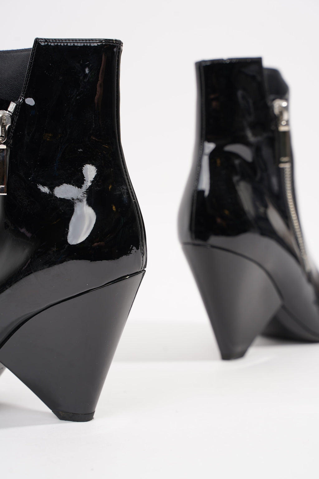 Saint Laurent Womens Niki Boot EU 38 / UK 5