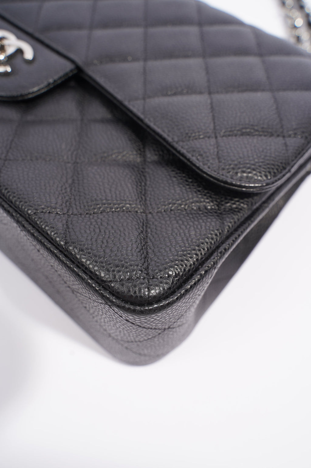 Chanel Womens Classic Flap Black Caviar Large