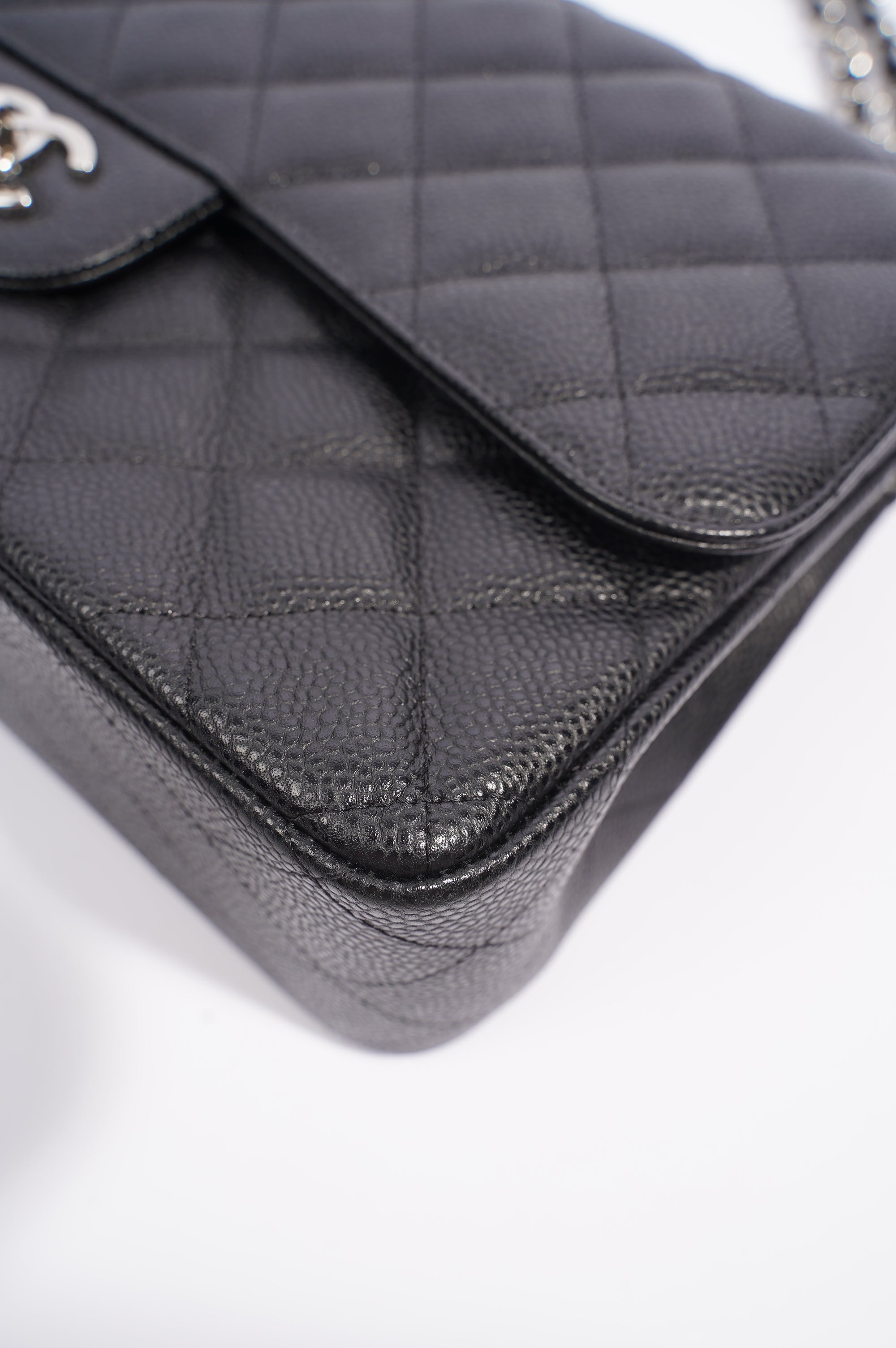 Chanel Womens Classic Flap Black Caviar Large