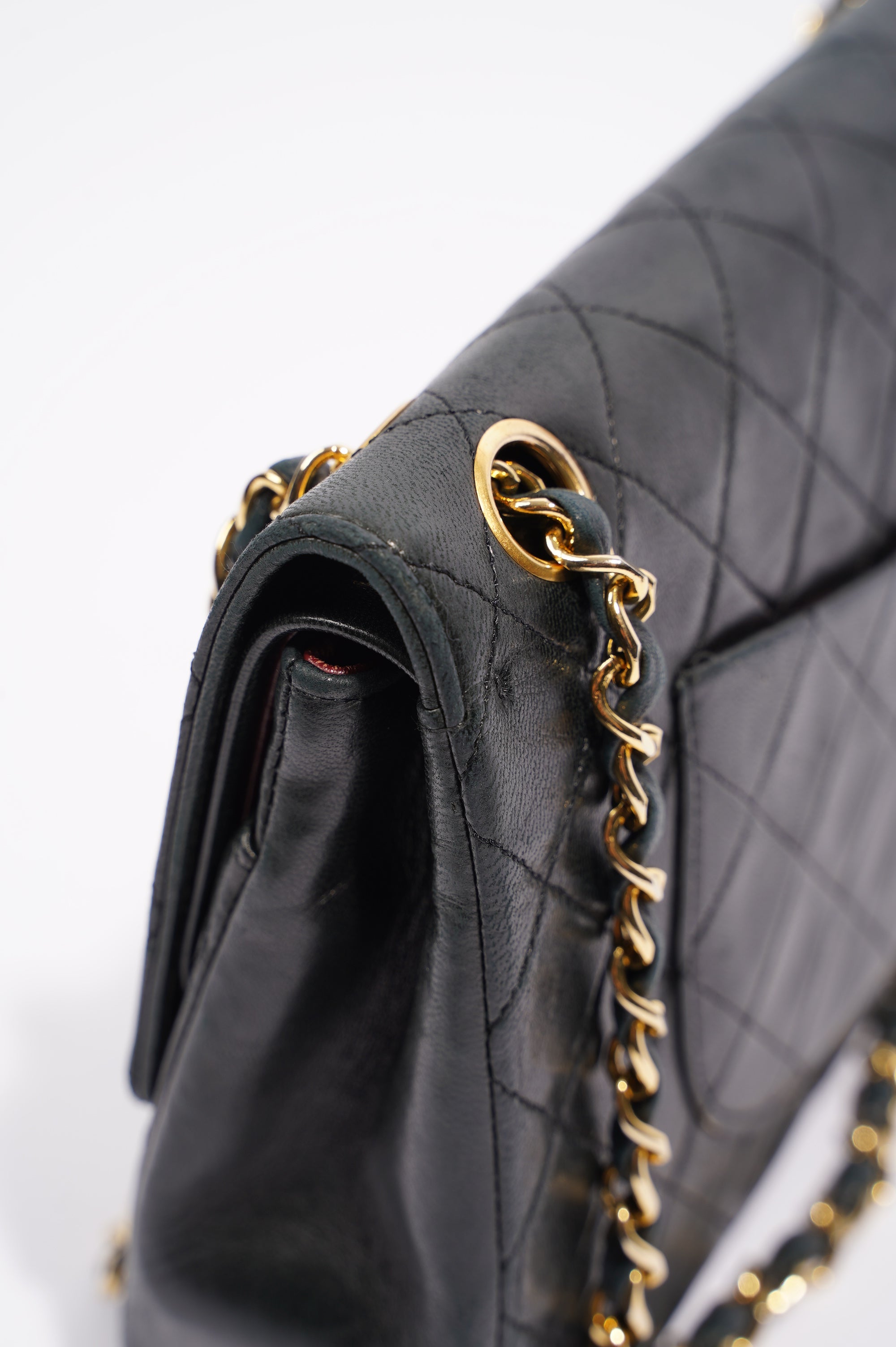 Chanel Womens Vintage Lambskin Classic Flap Black Medium