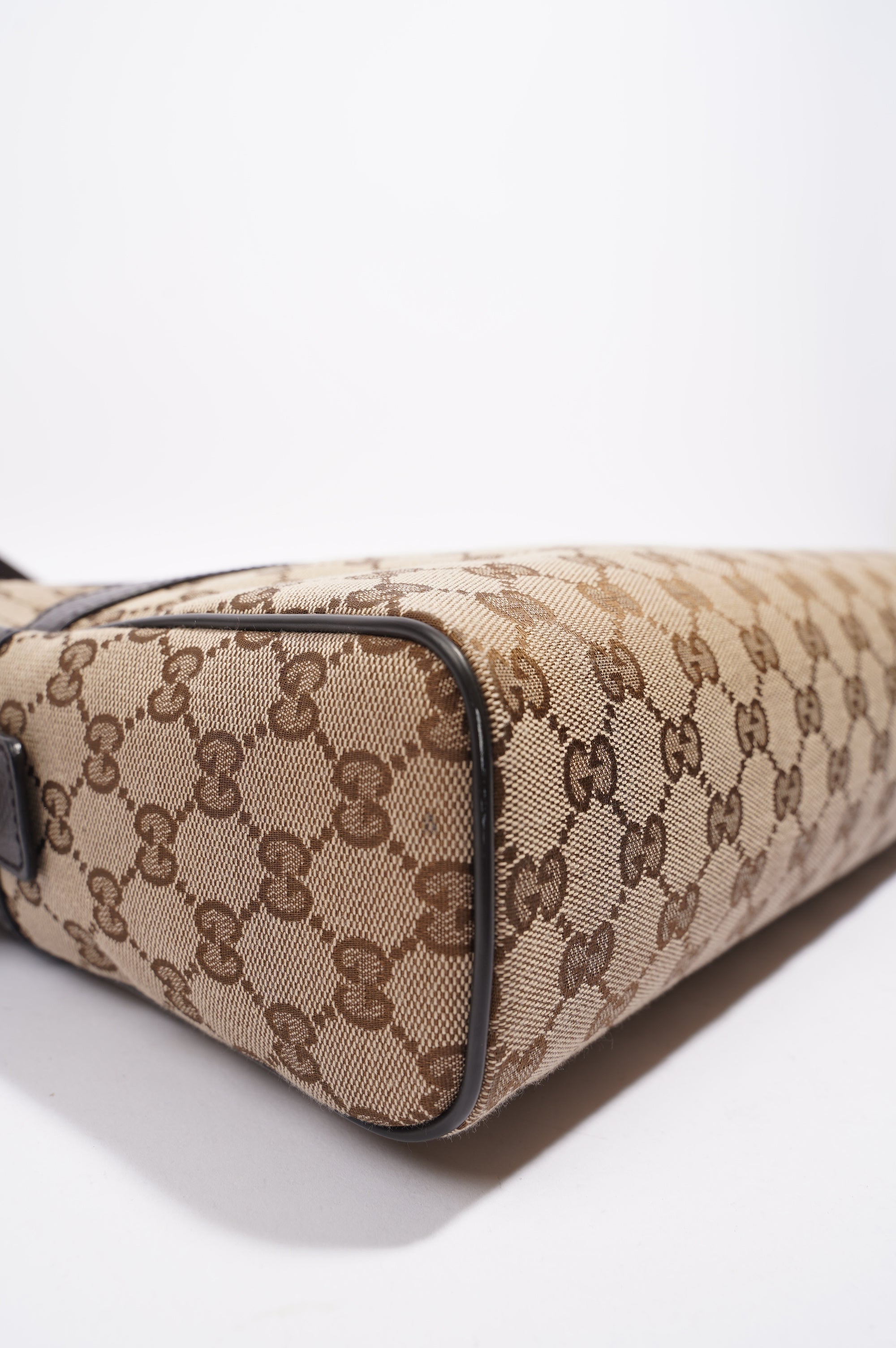 Gucci Mens Messenger Crossbody Bag Brown Canvas