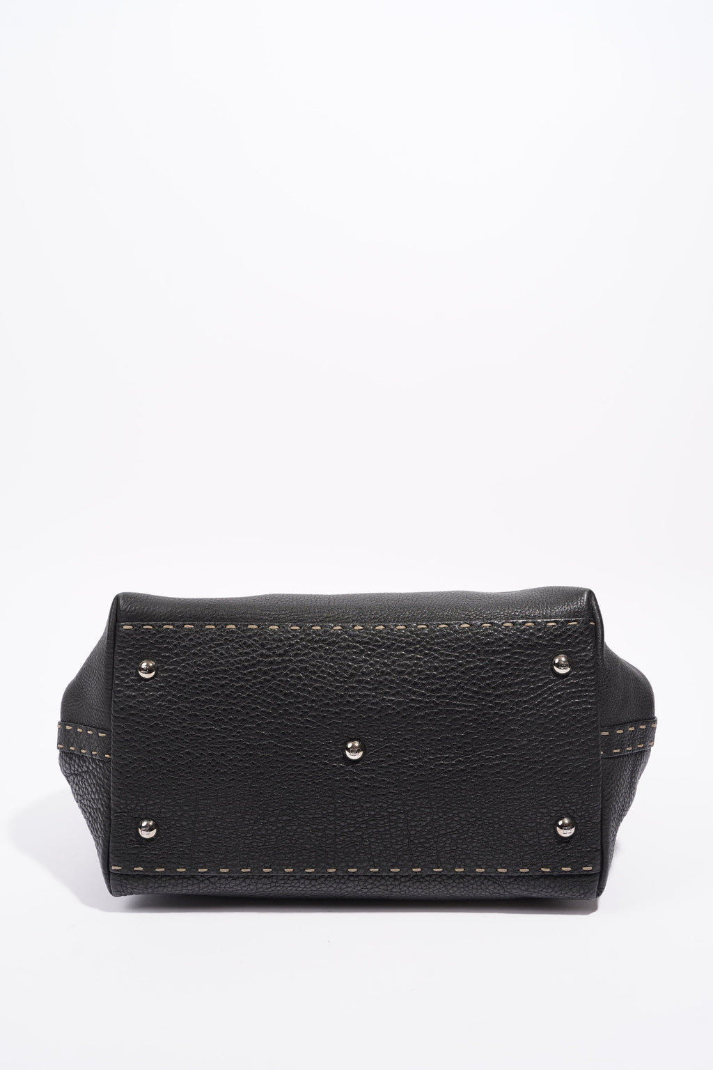 Fendi Womens Selleria Handbag Black
