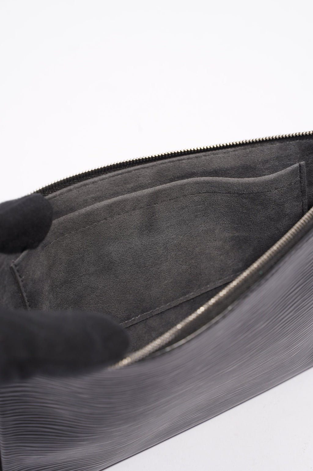 Louis Vuitton Womens Pochette Accessoires Black Epi Leather
