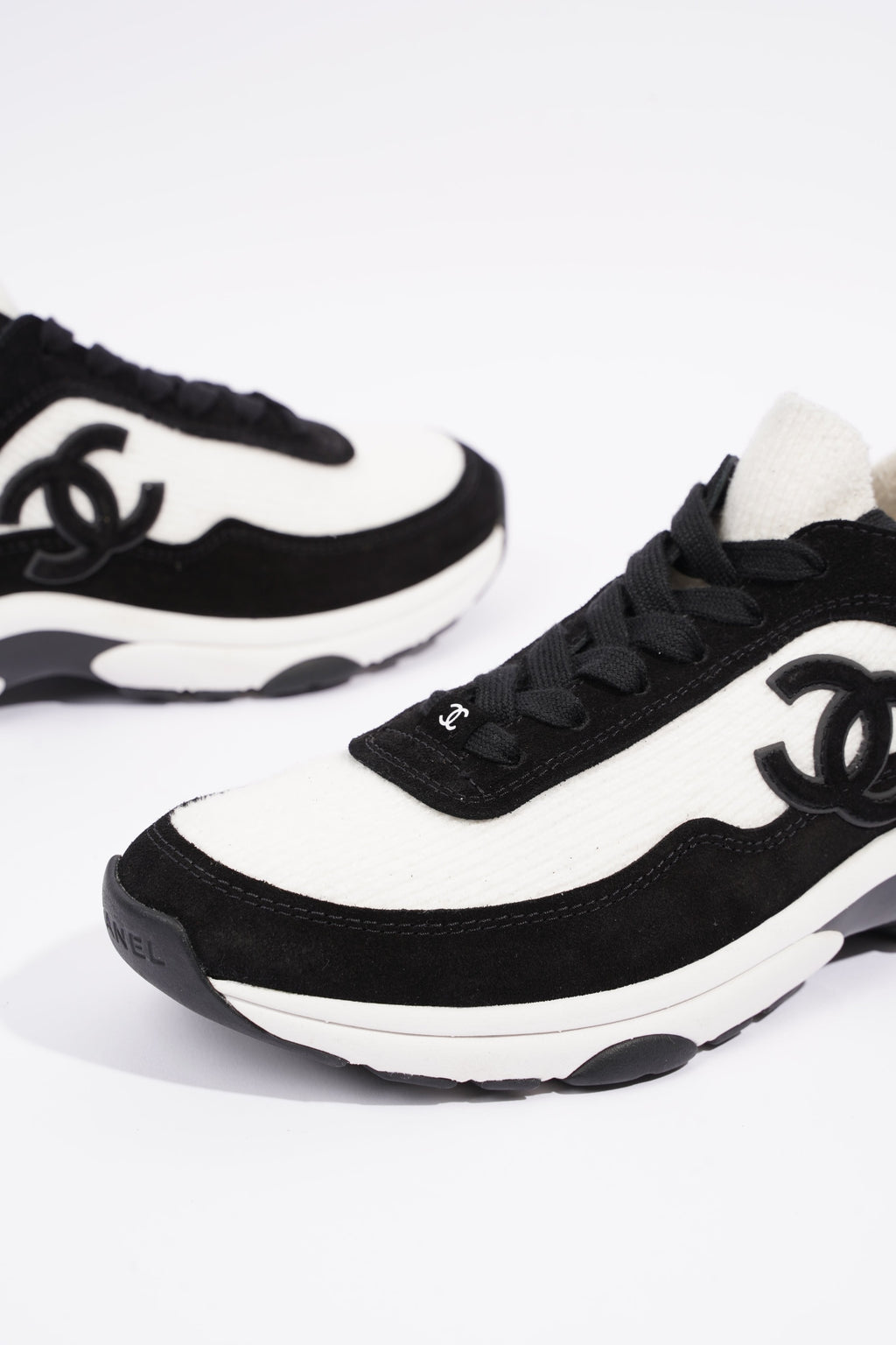 Chanel Womens Runners White and Black Fabric EU 37.5 / UK 4.5