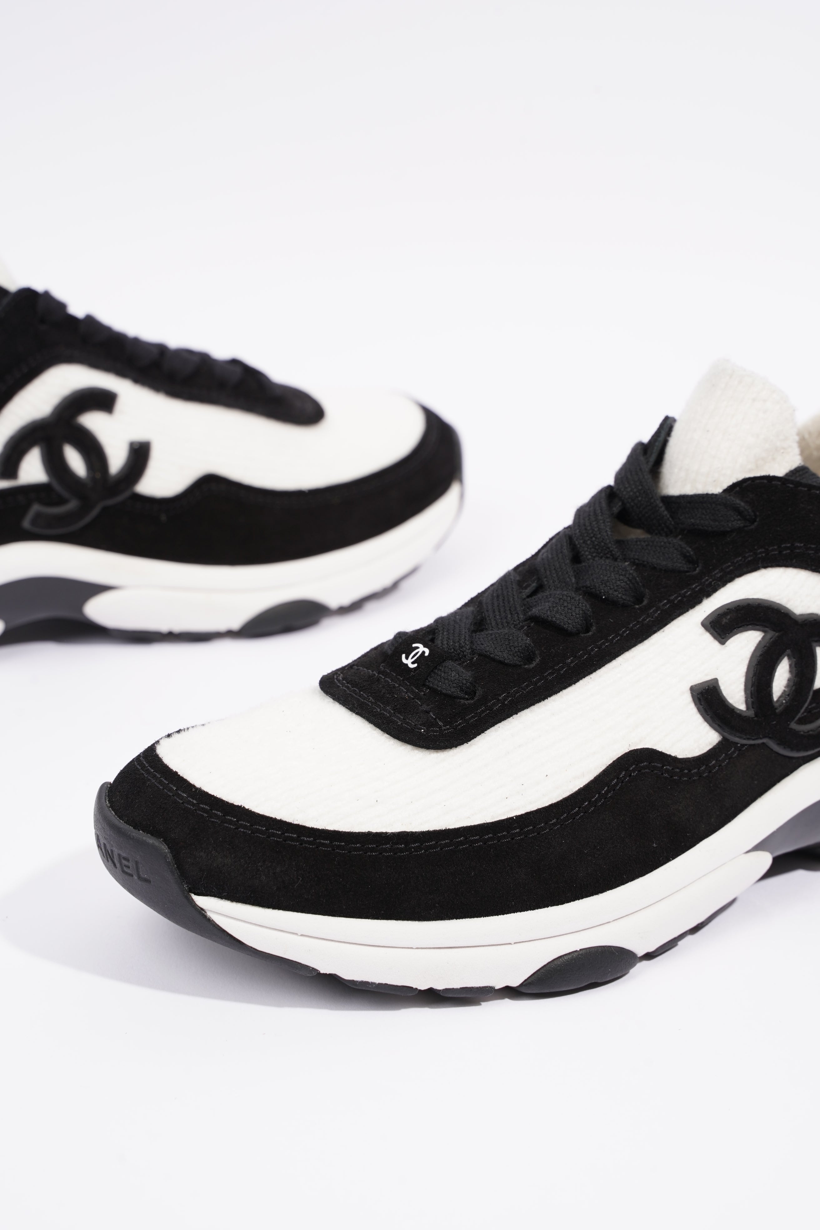 Chanel Womens Runners White and Black Fabric EU 37.5 / UK 4.5