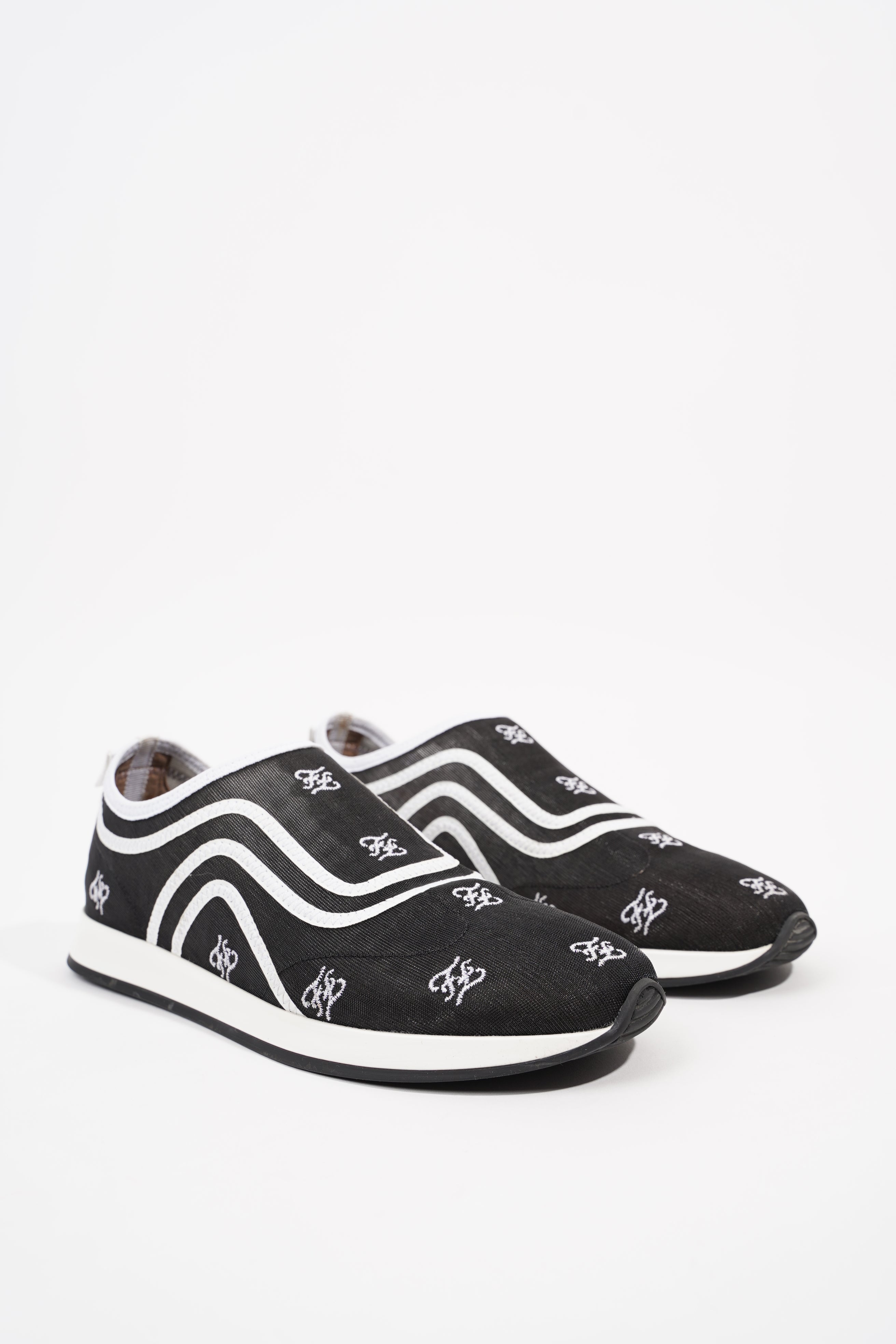 Fendi Womens Freedom Sneaker Black White EU 36.5 / UK 3.5