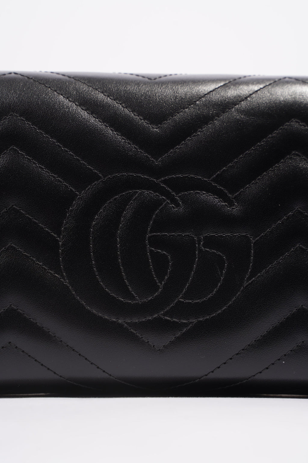 Gucci Womens GG Marmont Bag Black Matelasse Mini