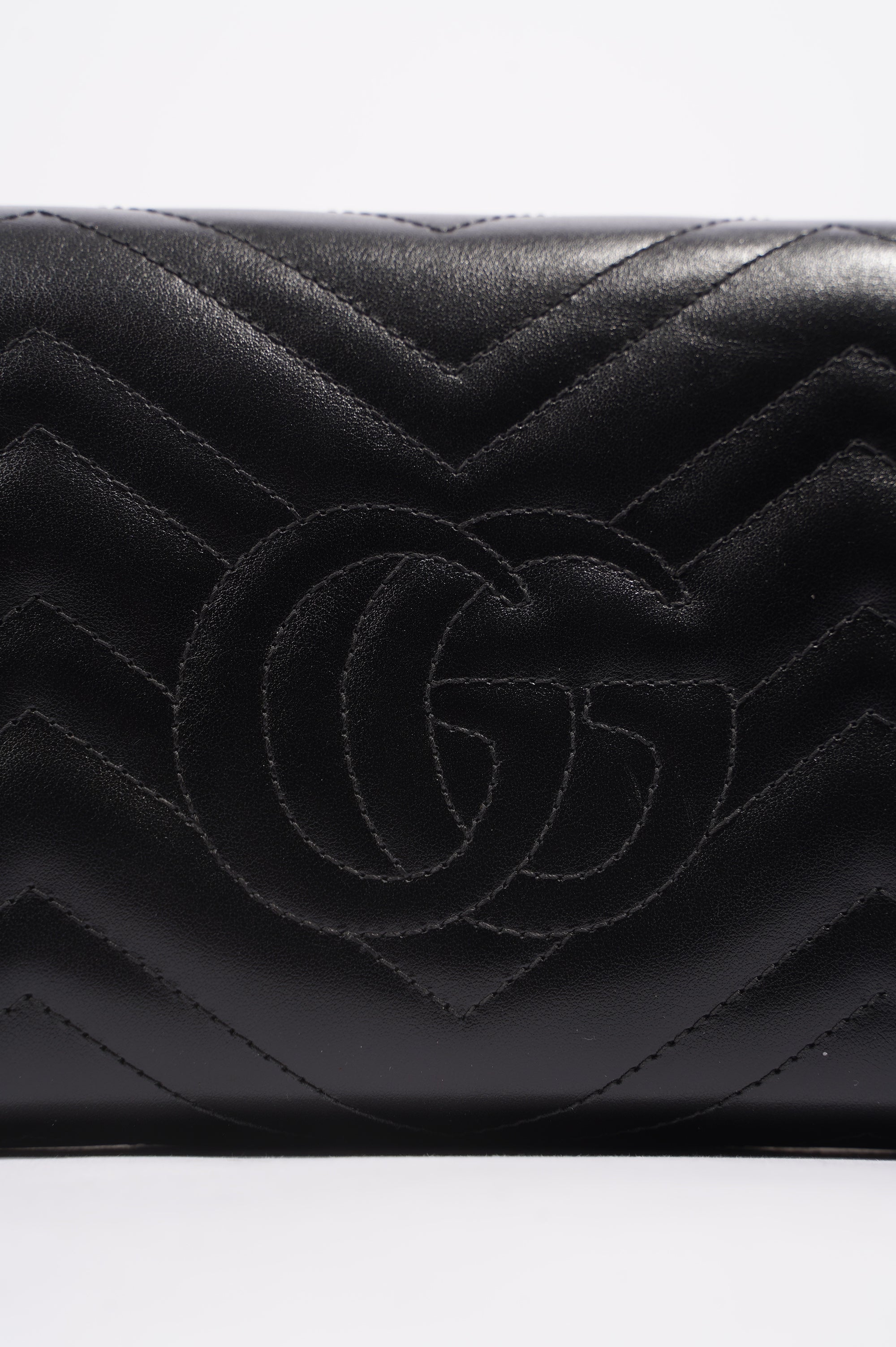 Gucci Womens GG Marmont Bag Black Matelasse Mini