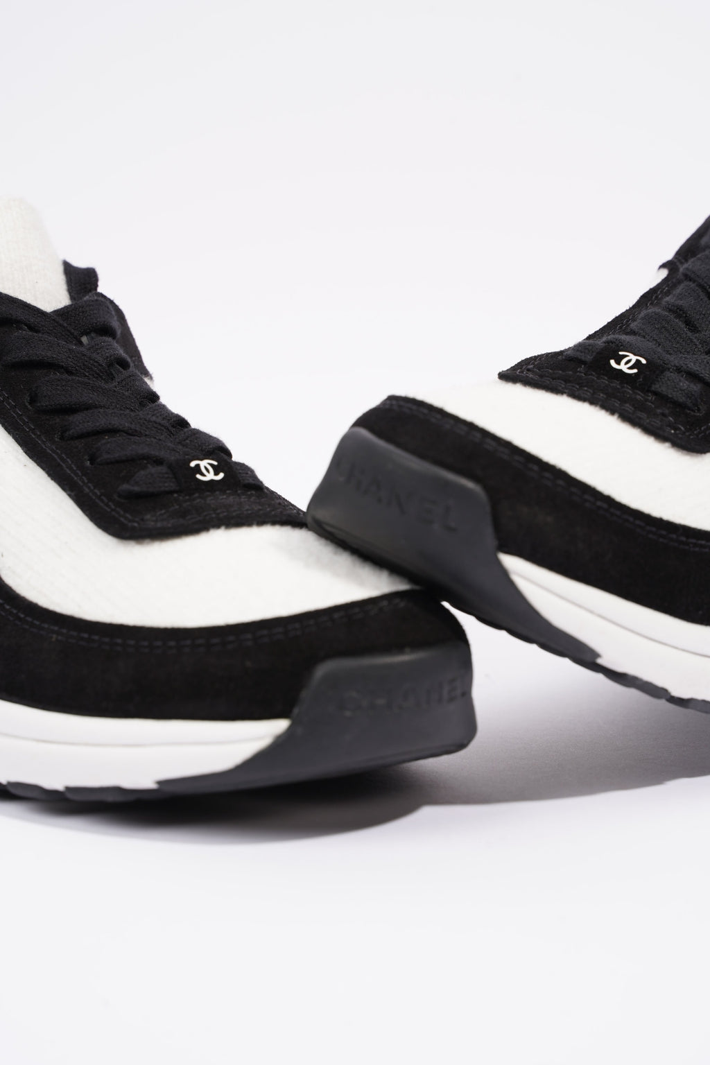 Chanel Womens Runners White and Black Fabric EU 37.5 / UK 4.5