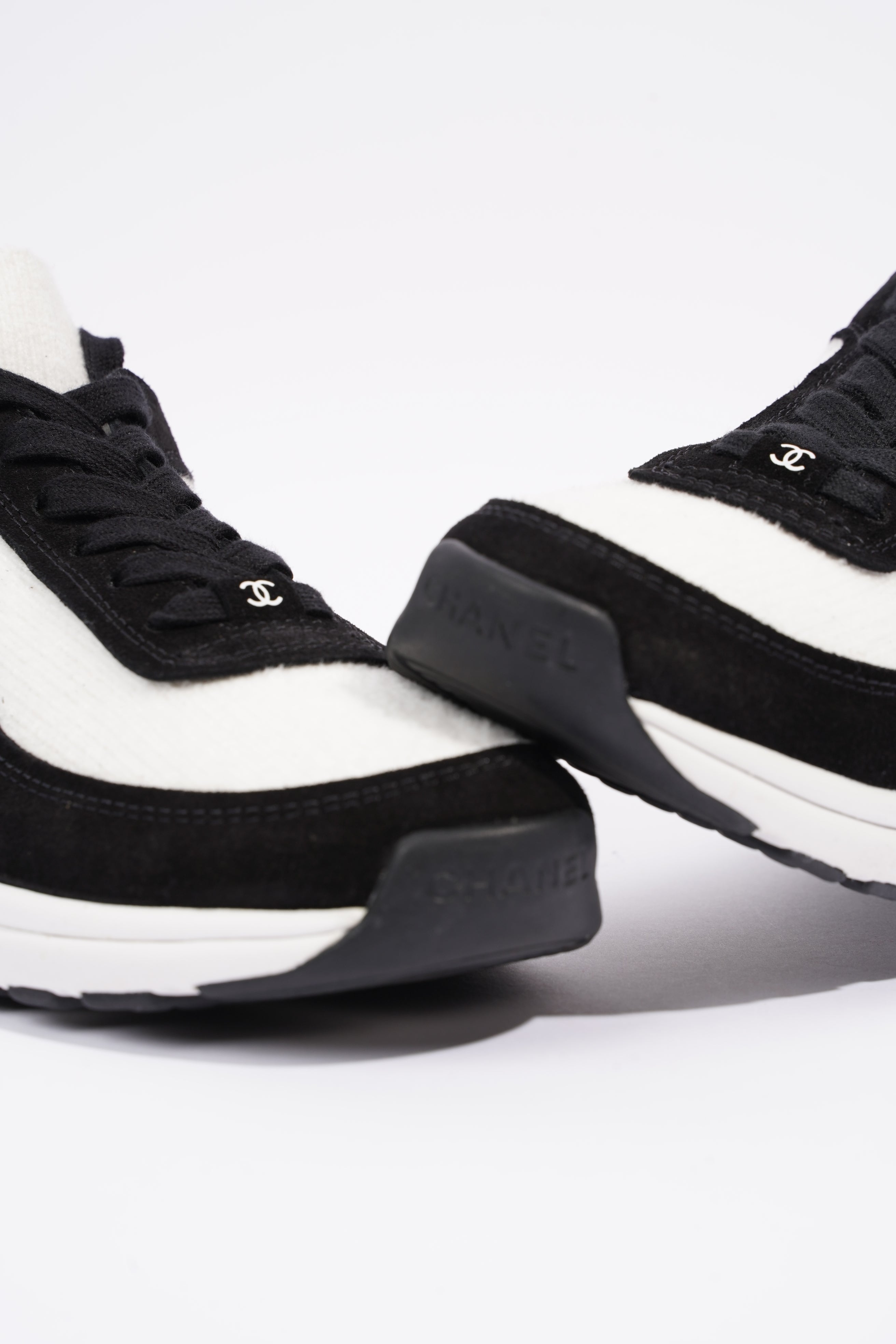 Chanel Womens Runners White and Black Fabric EU 37.5 / UK 4.5