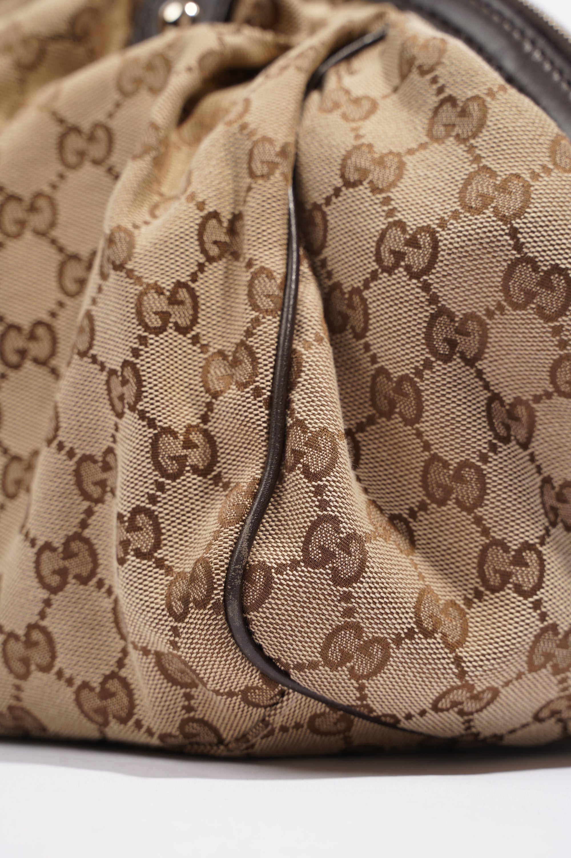 Gucci Womens Sukey 2Way Boston Bag Supreme
