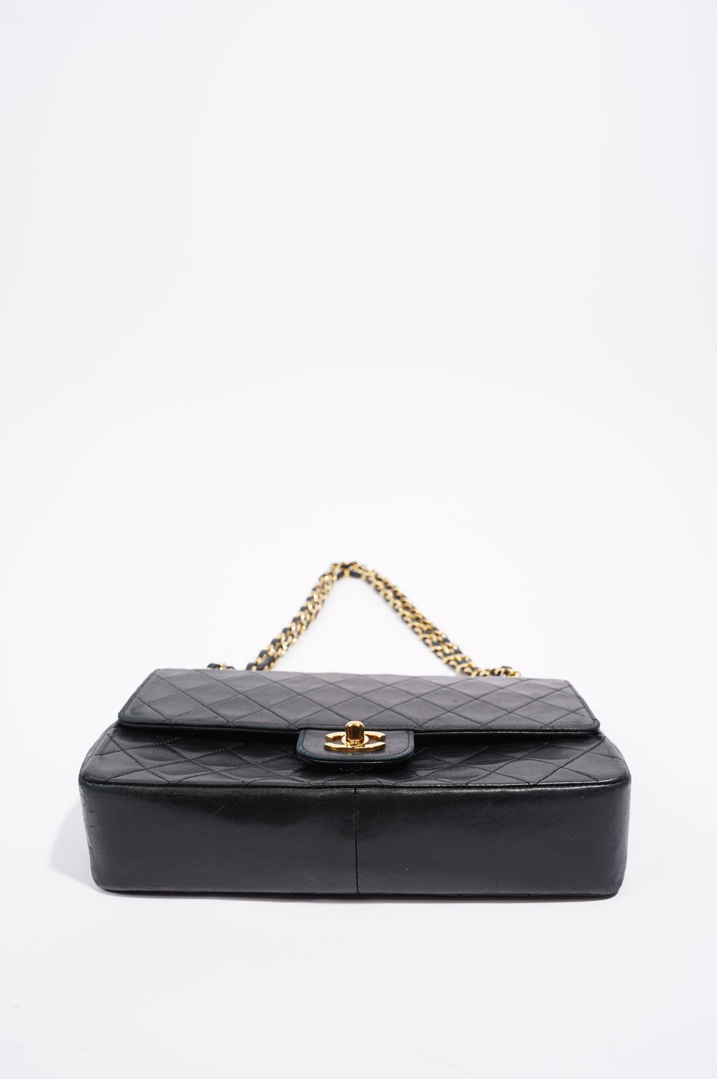 Chanel Womens Vintage Lambskin Classic Flap Black Medium