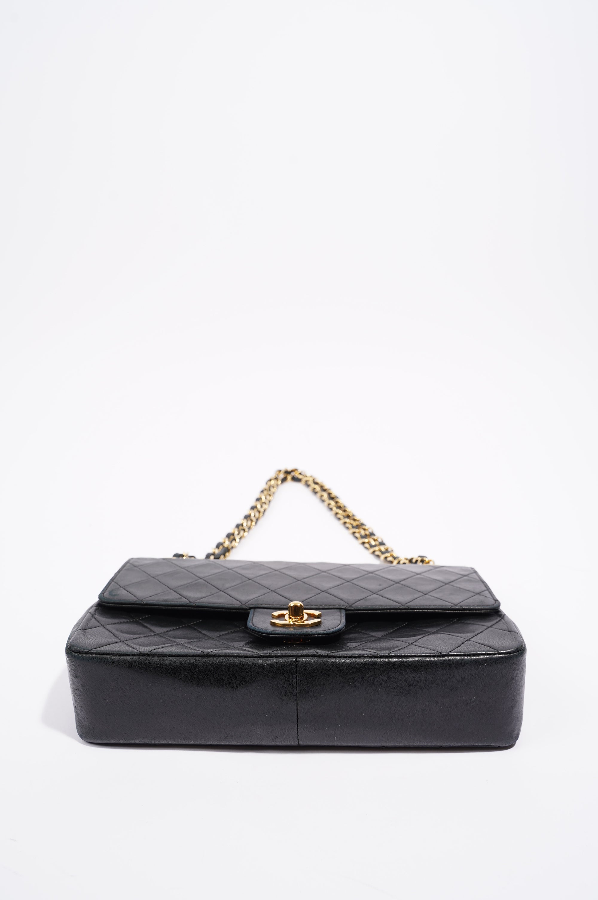 Chanel Womens Vintage Lambskin Classic Flap Black Medium
