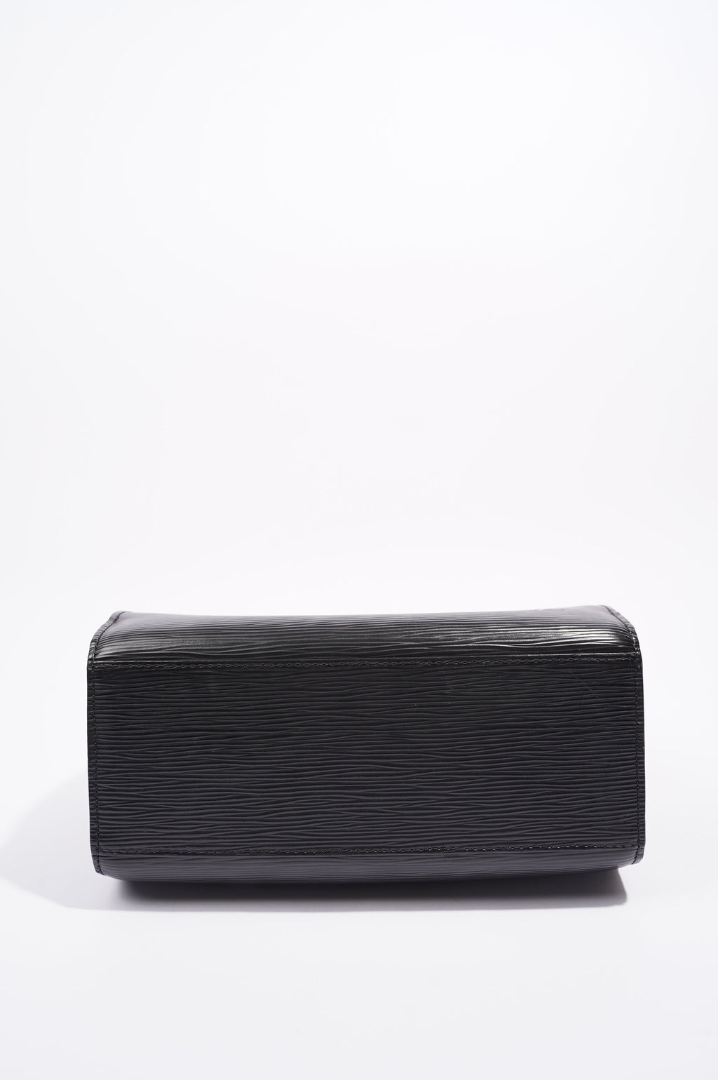 Louis Vuitton Womens Pont Neuf Black Epi Leather