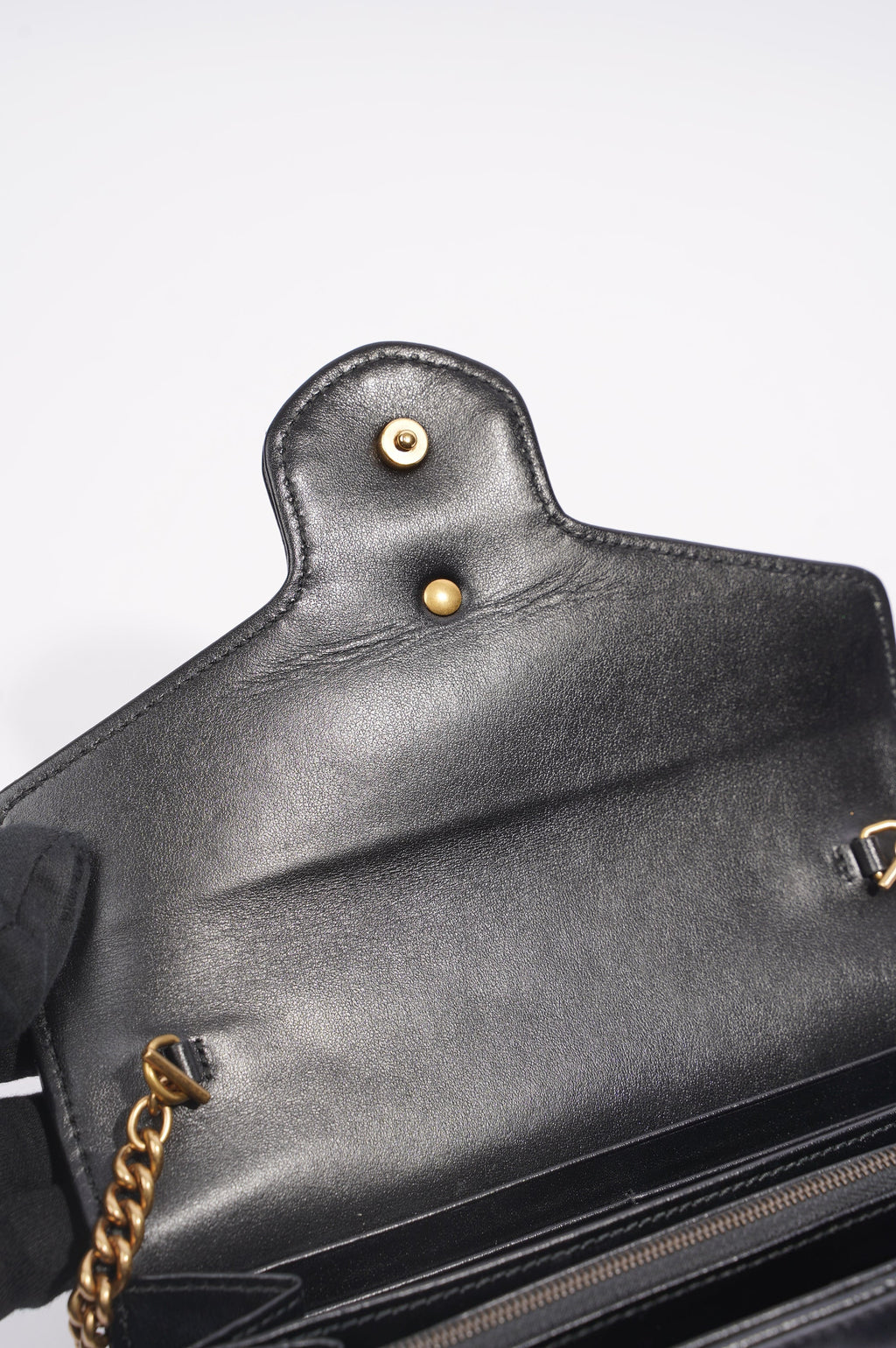 Gucci Womens GG Marmont Bag Black Matelasse Mini