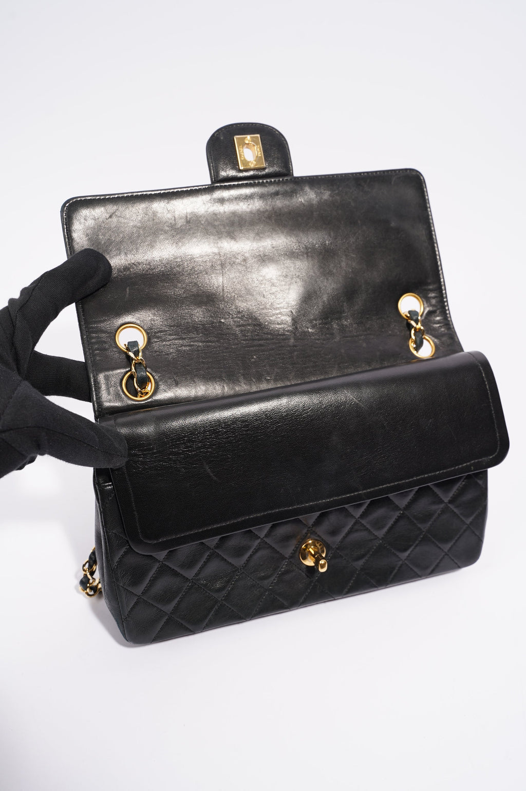 Chanel Womens Vintage Lambskin Classic Flap Black Medium