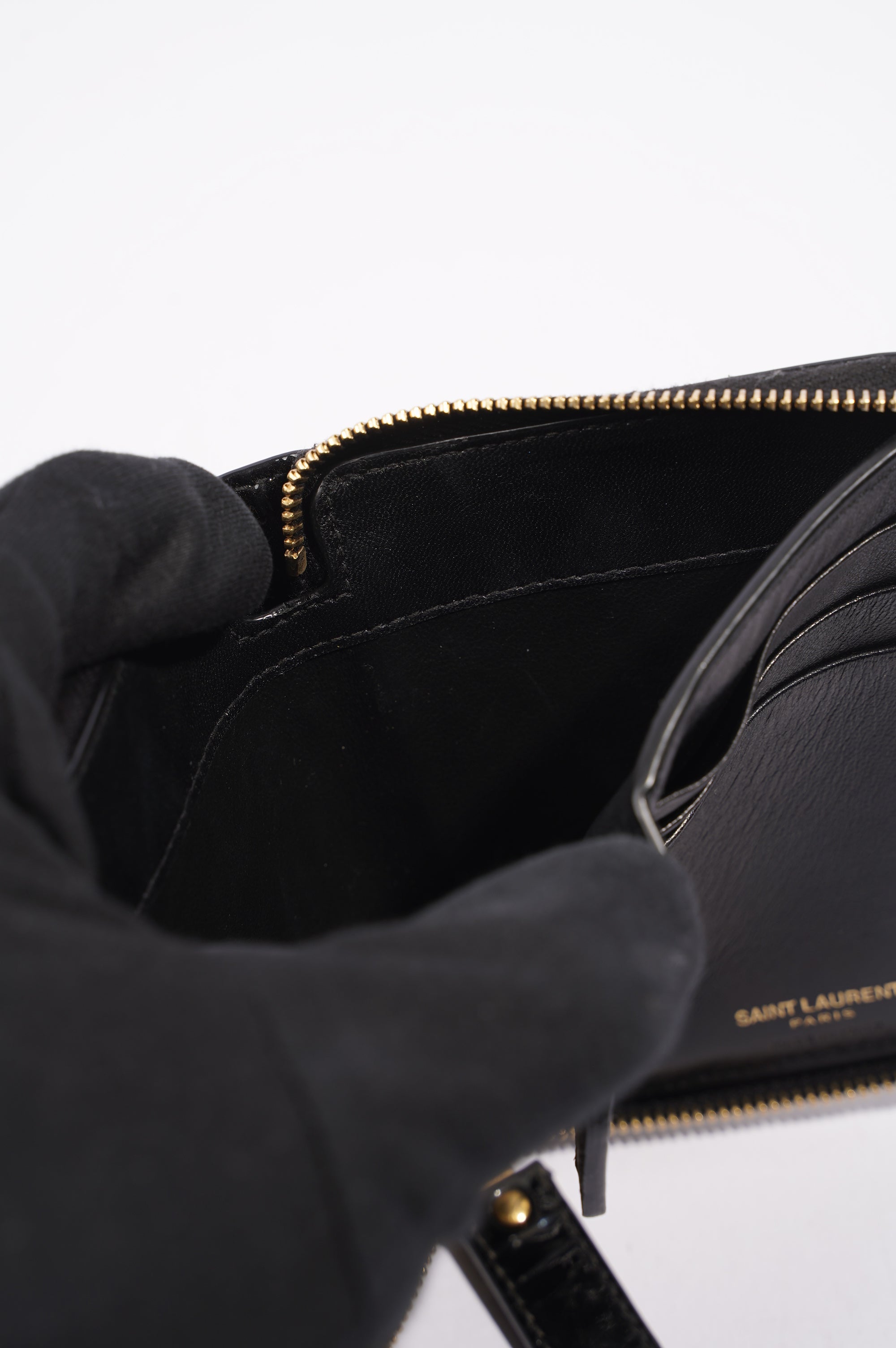Saint Laurent Womens Zip Purse Patent Black