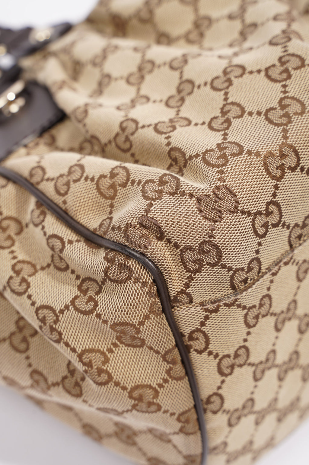 Gucci Womens Sukey 2Way Boston Bag Supreme