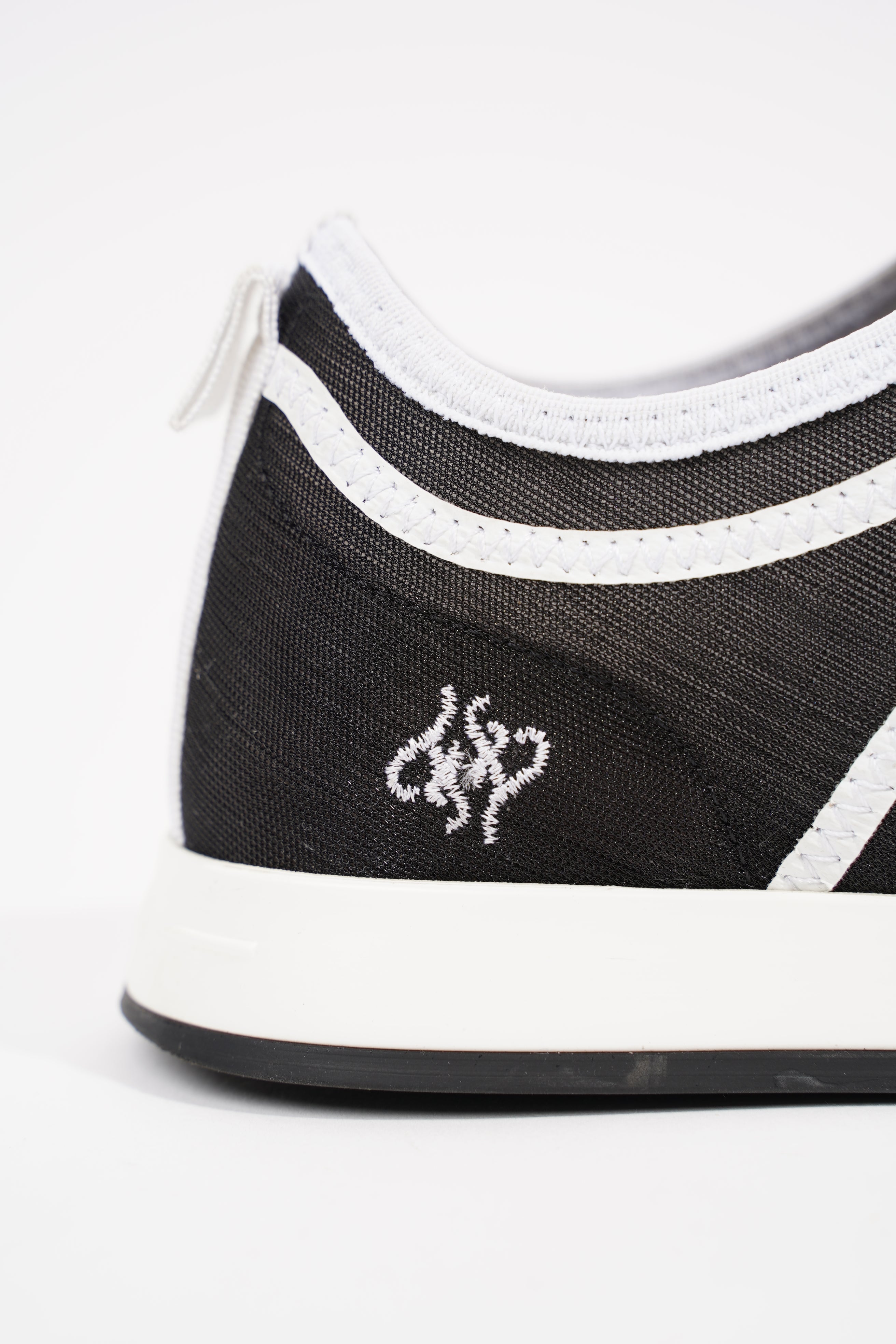 Fendi Womens Freedom Sneaker Black White EU 36.5 / UK 3.5