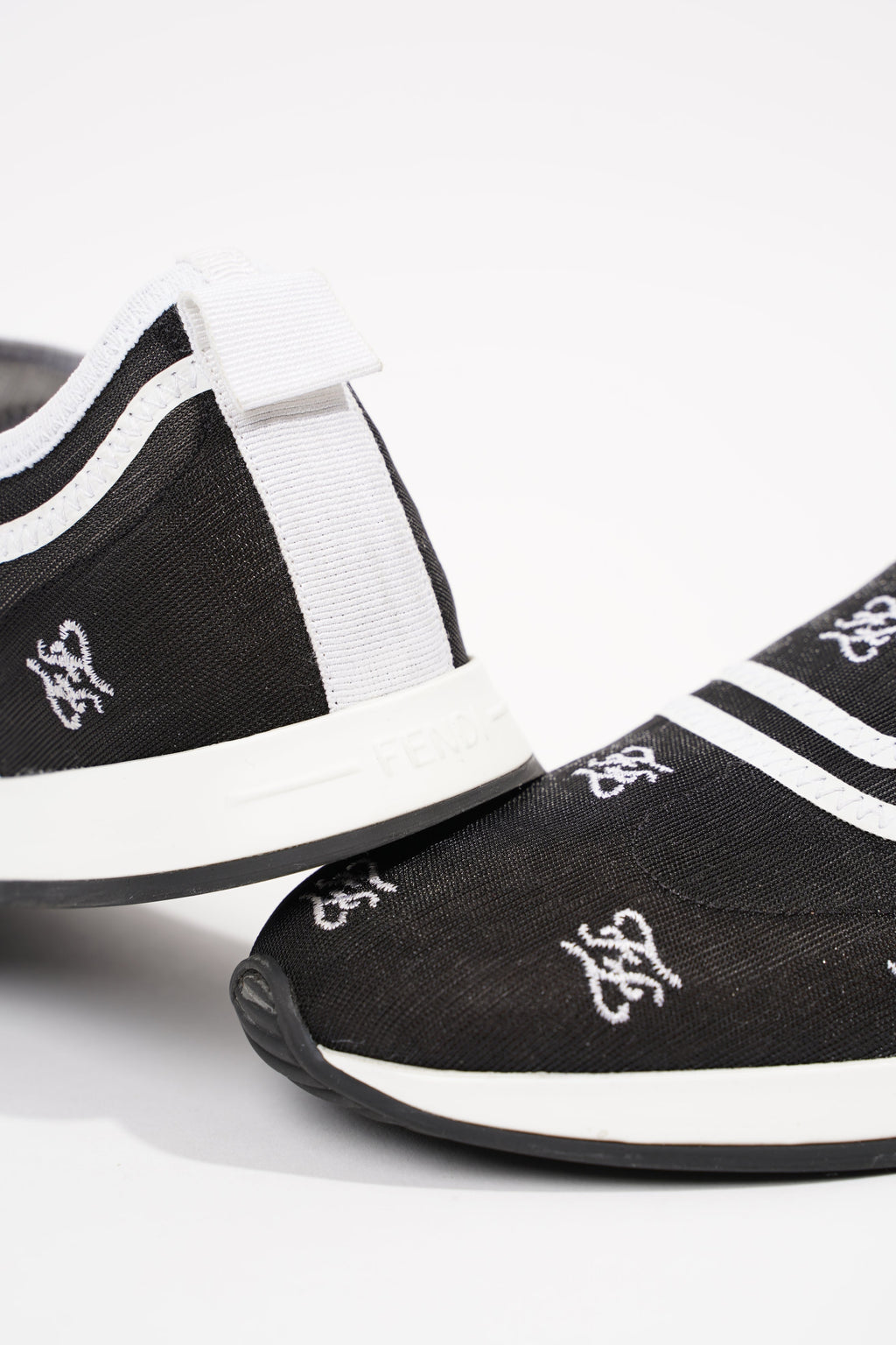 Fendi Womens Freedom Sneaker Black White EU 36.5 / UK 3.5