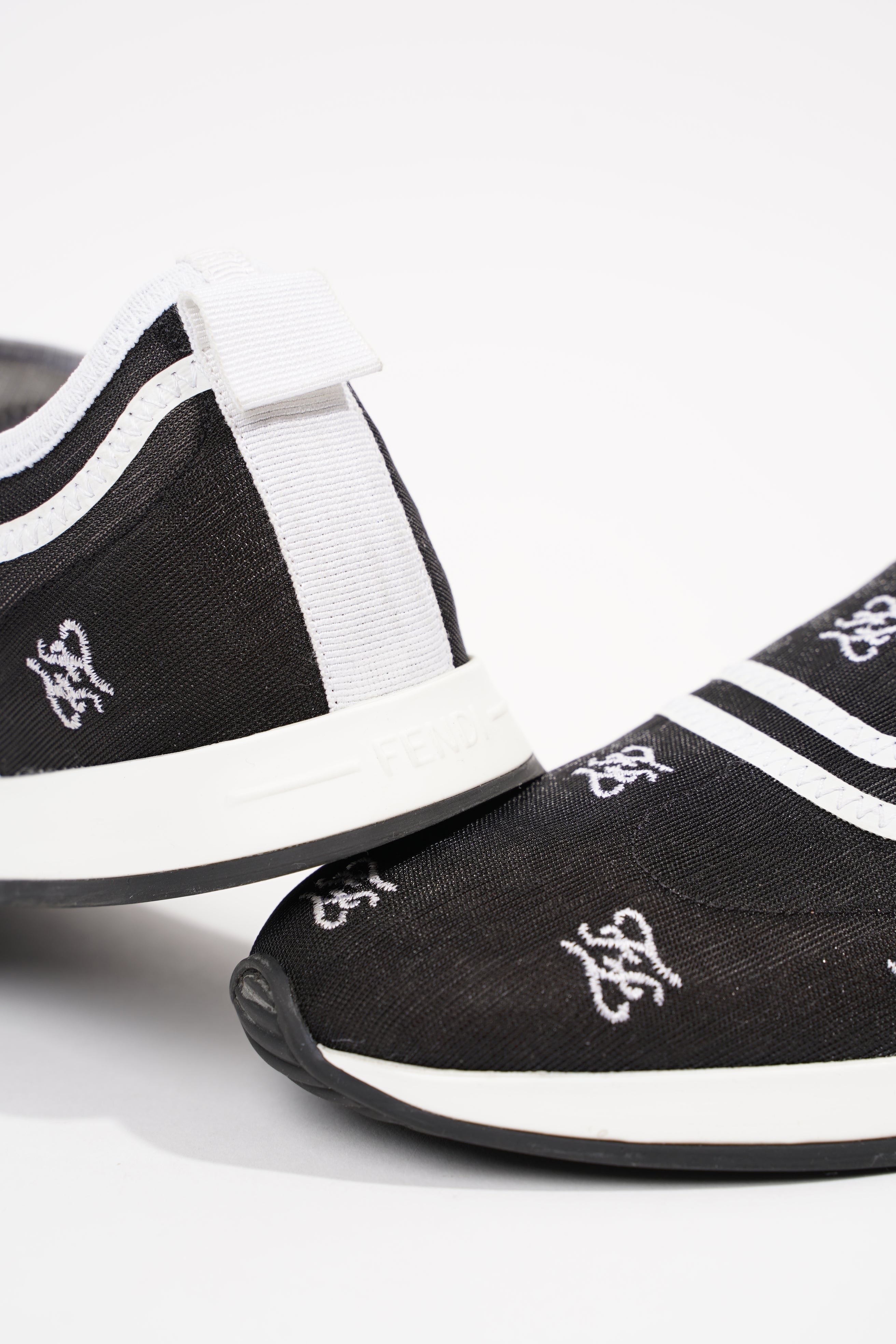 Fendi Womens Freedom Sneaker Black White EU 36.5 / UK 3.5