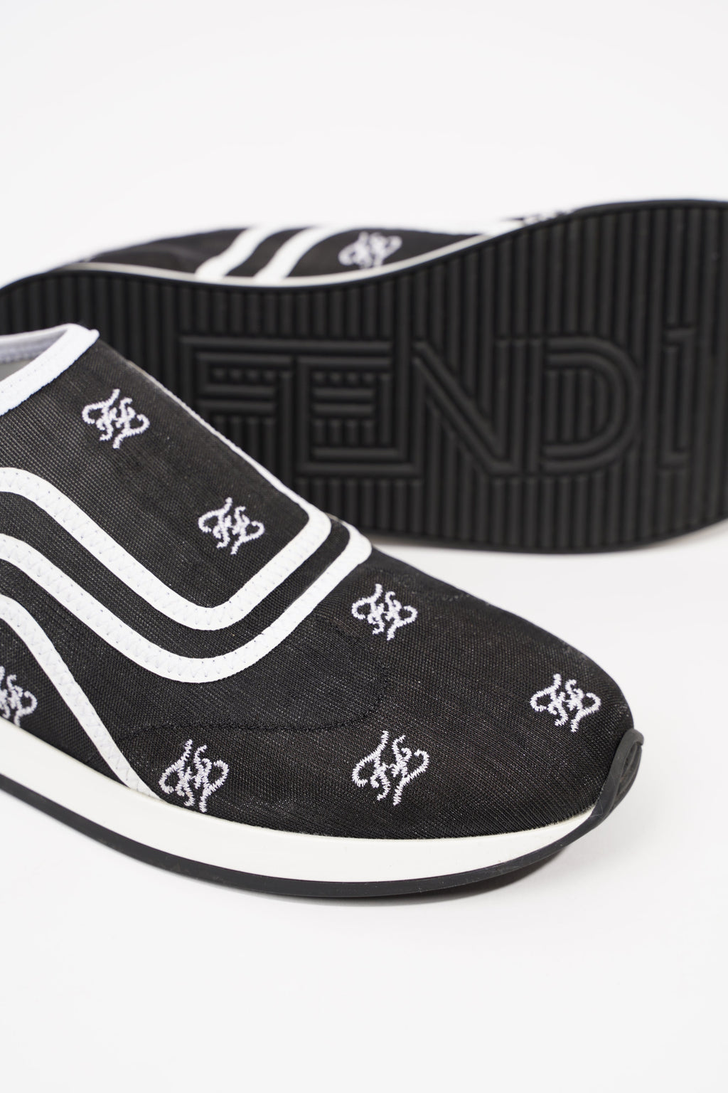 Fendi Womens Freedom Sneaker Black White EU 36.5 / UK 3.5