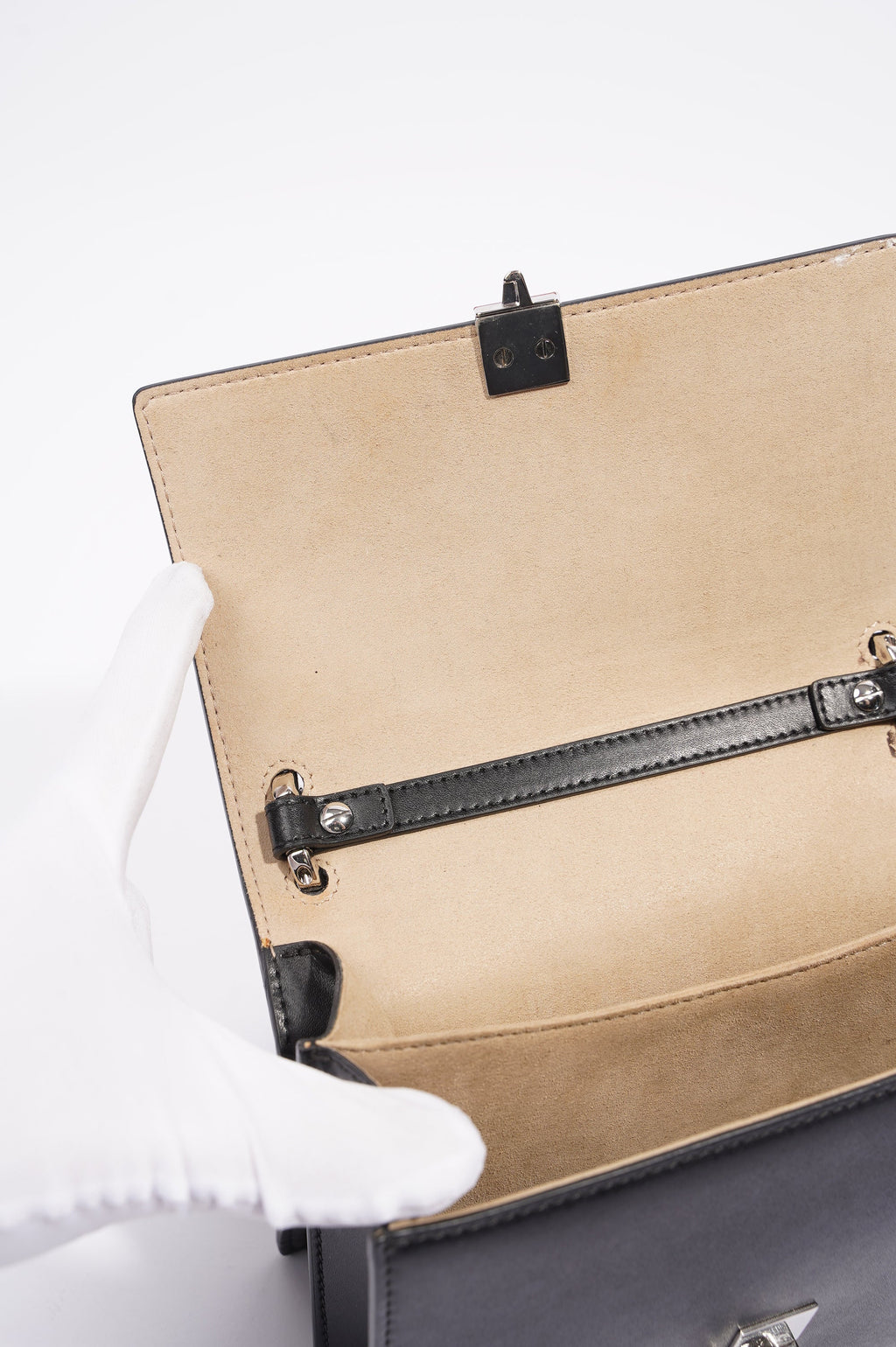 Fendi Womens Kan I Bag Black Small