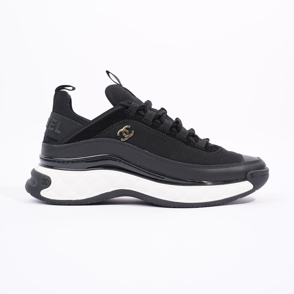Chanel Womens CC Logo Black / White EU 41 / UK 8