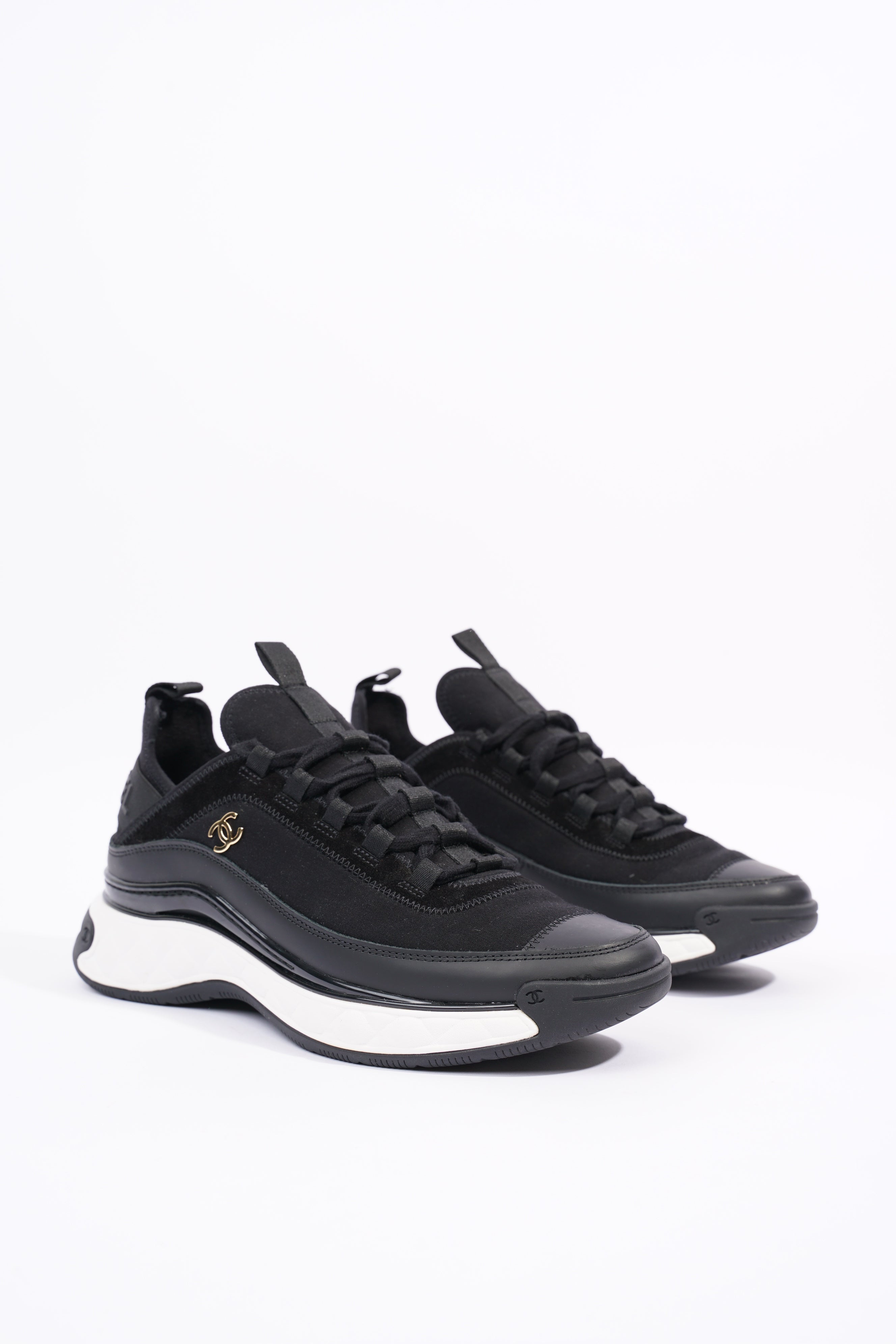 Chanel Womens CC Logo Black / White EU 41 / UK 8