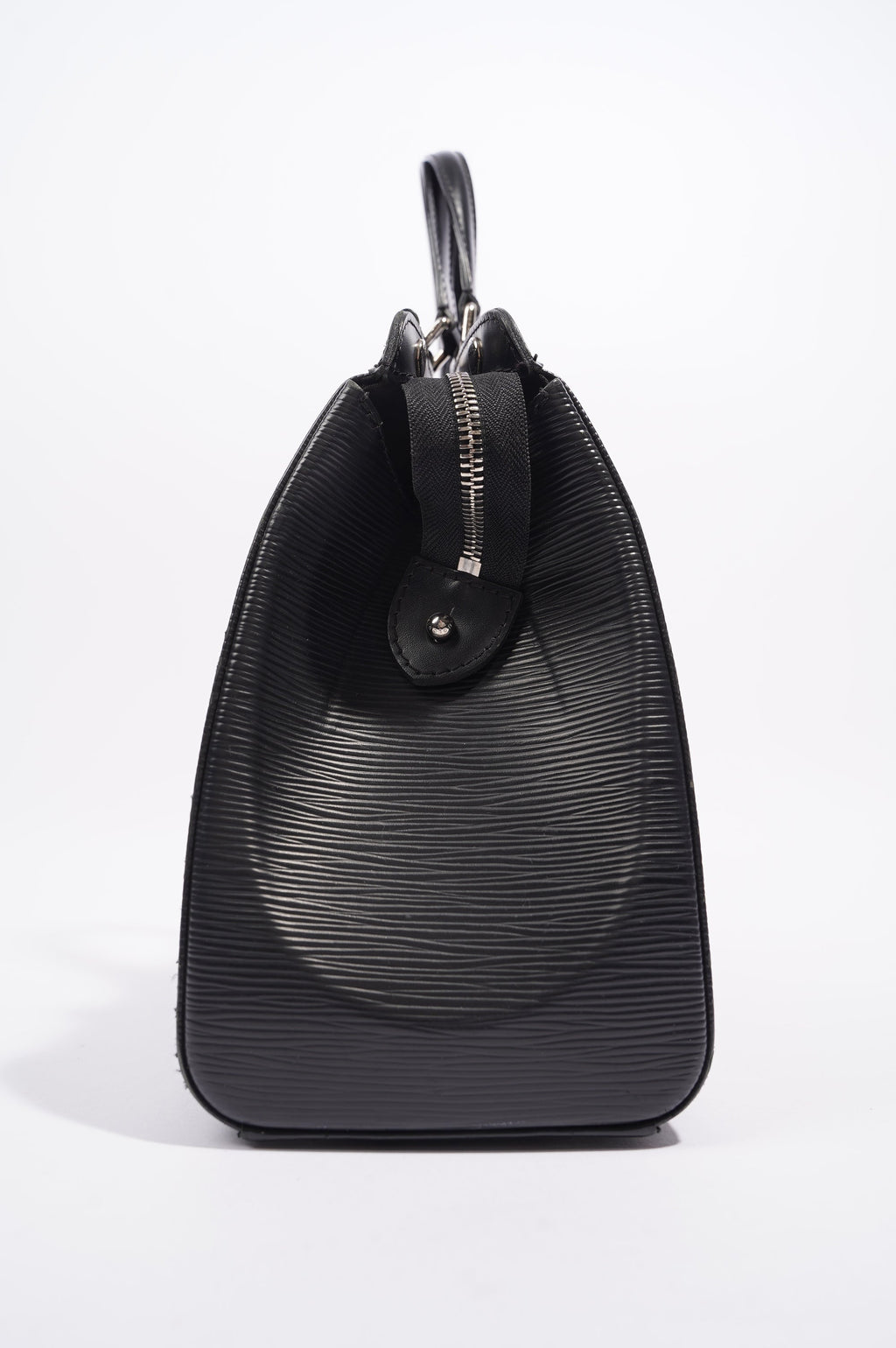 Louis Vuitton Womens Brea Black Epi Leather MM