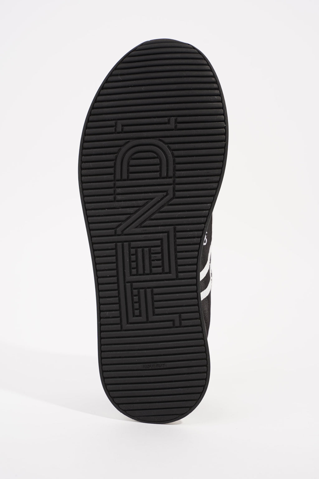 Fendi Womens Freedom Sneaker Black White EU 36.5 / UK 3.5