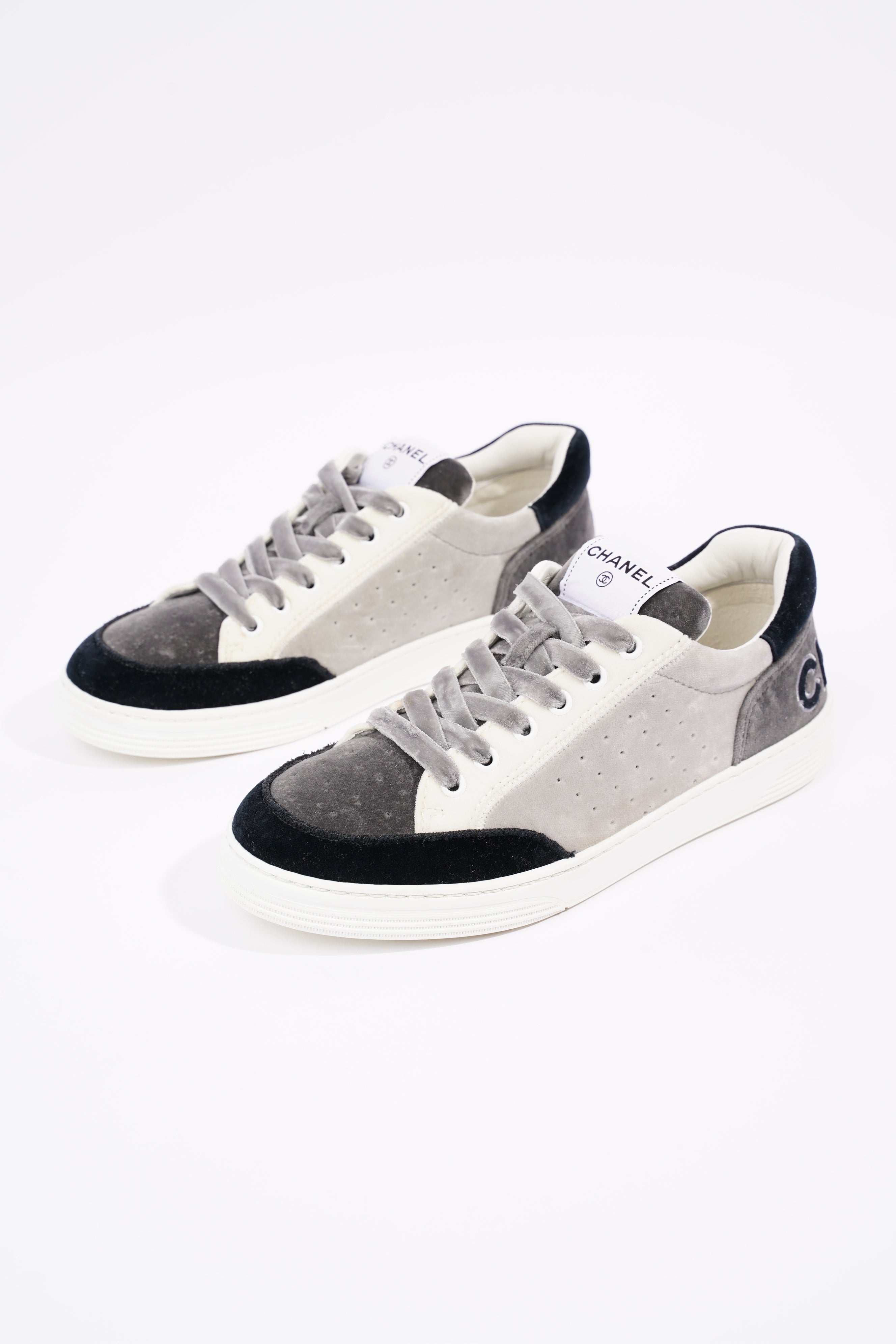 Chanel Womens Low Top Sneakers Grey / Navy / Cream EU 40.5 / UK 7.5