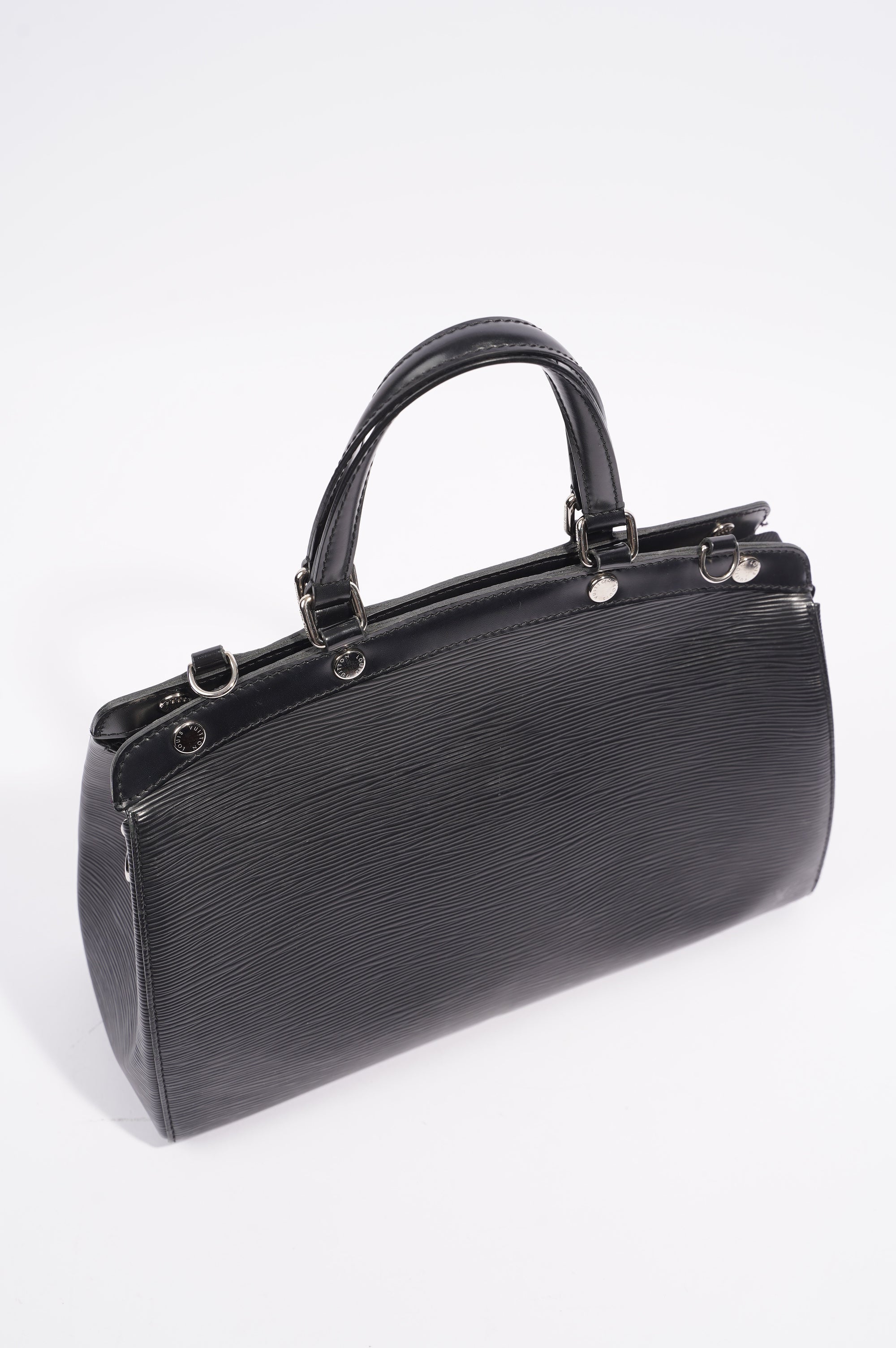 Louis Vuitton Womens Brea Black Epi Leather MM