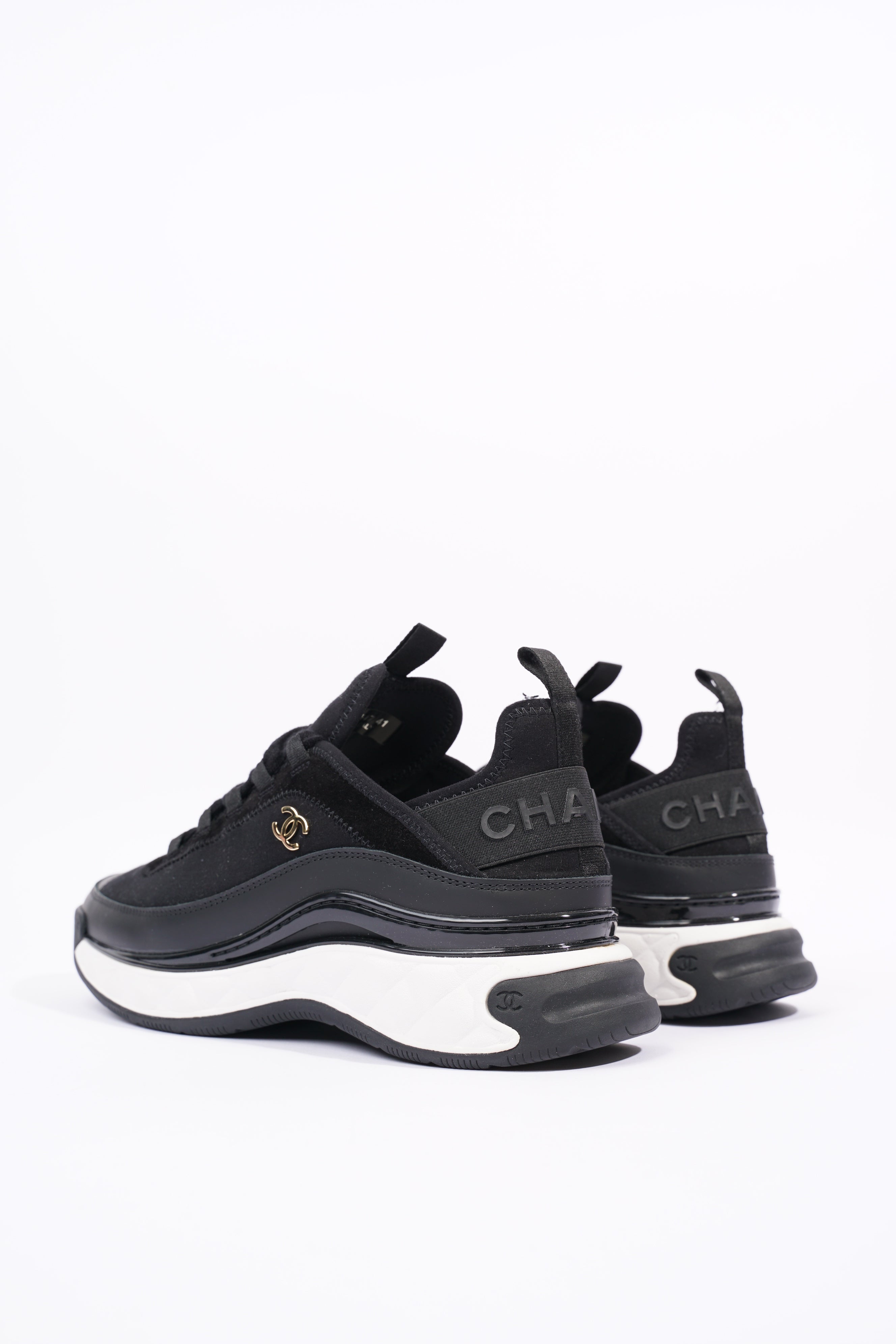 Chanel Womens CC Logo Black / White EU 41 / UK 8