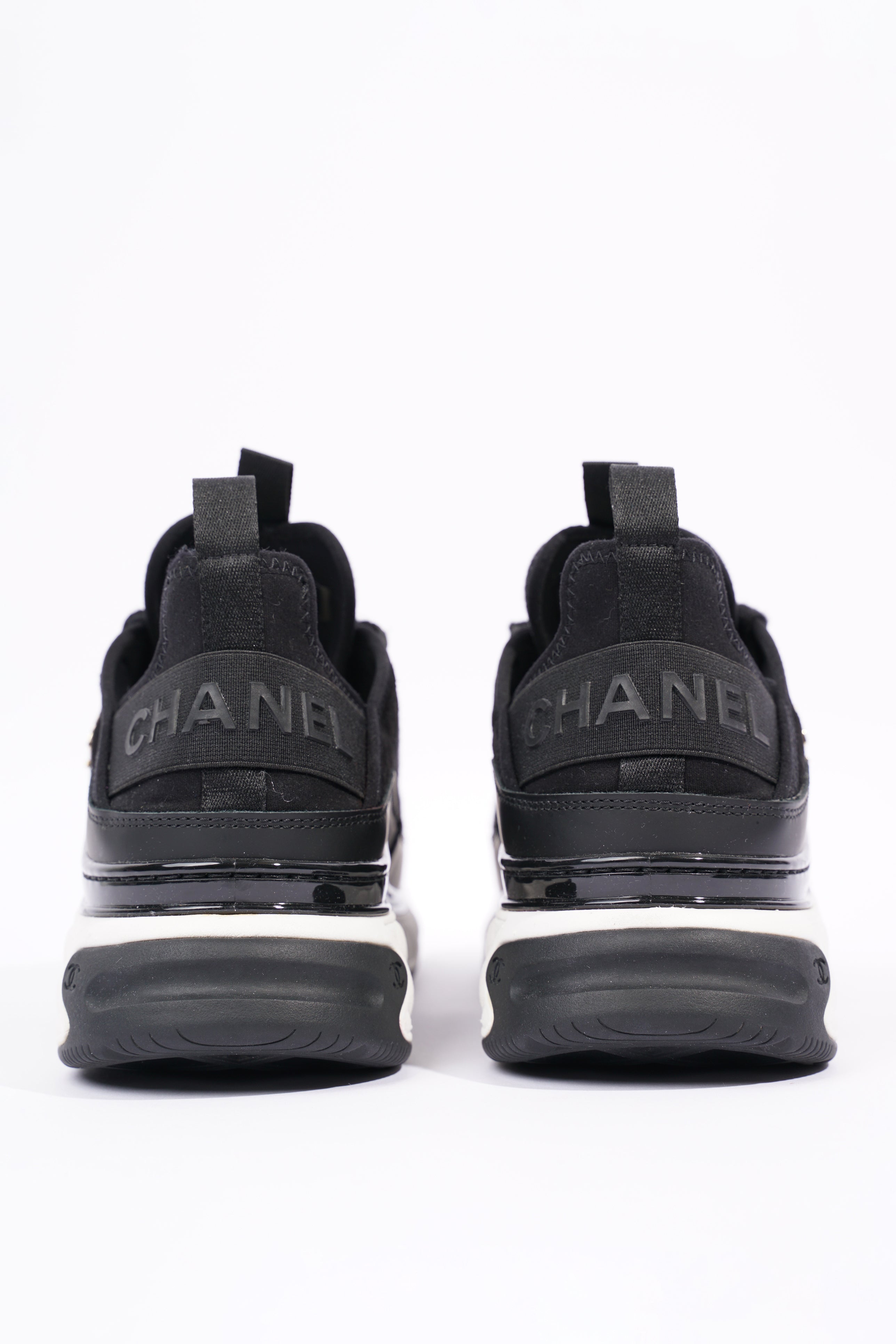 Chanel Womens CC Logo Black / White EU 41 / UK 8