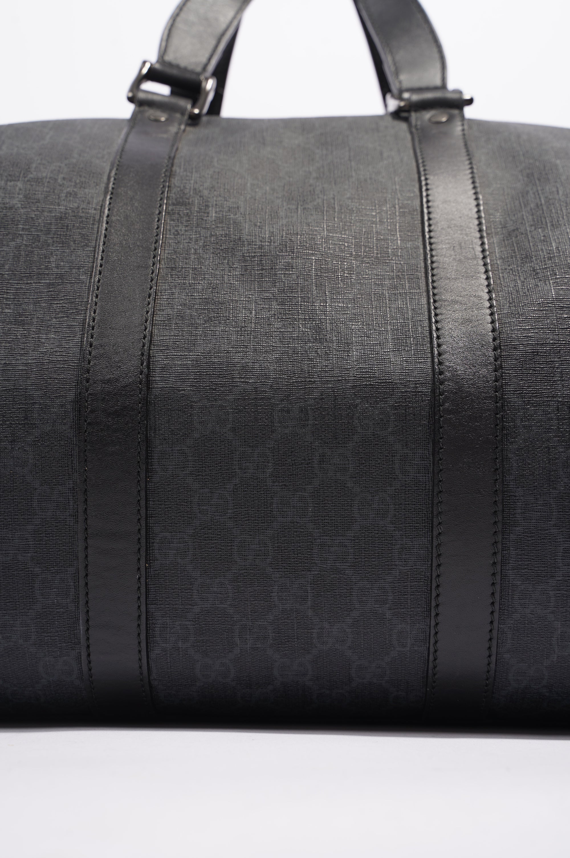 Gucci Mens GG Duffle Bag Grey Canvas