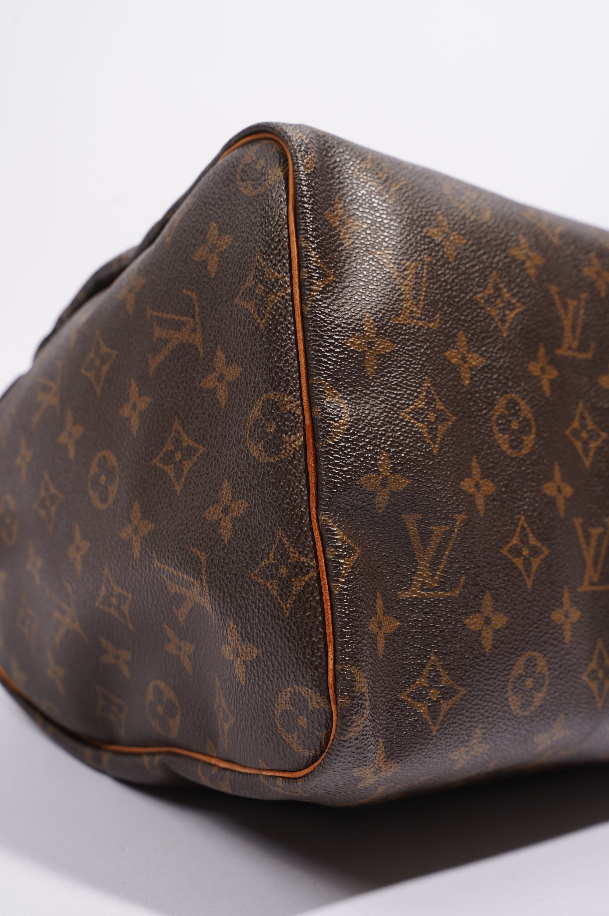 Louis Vuitton Womens Vintage Speedy Monogram 40