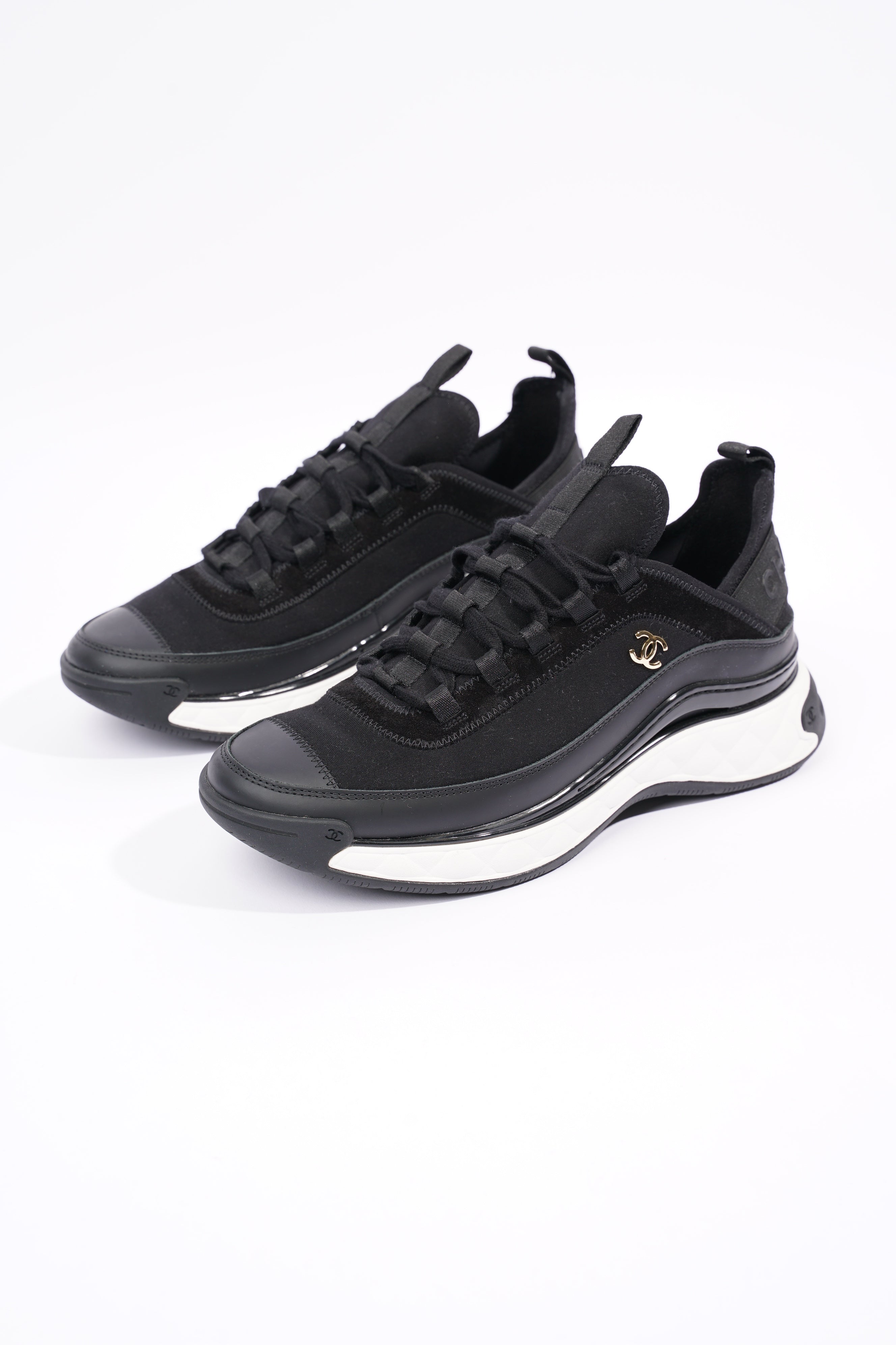 Chanel Womens CC Logo Black / White EU 41 / UK 8