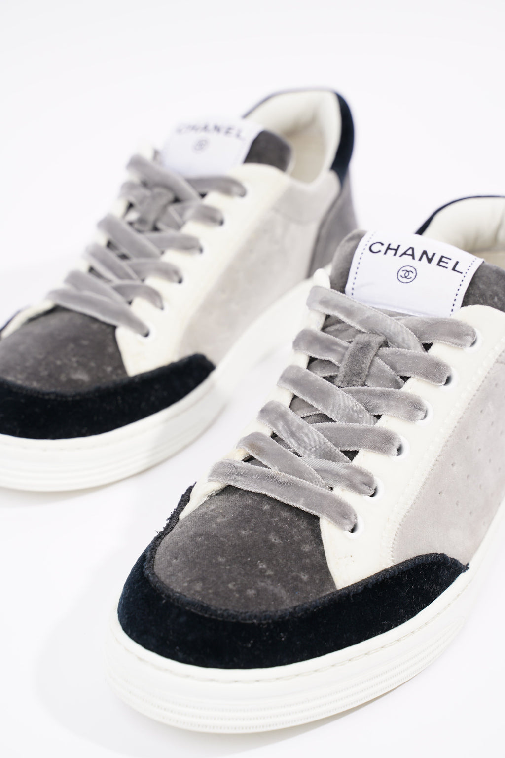Chanel Womens Low Top Sneakers Grey / Navy / Cream EU 40.5 / UK 7.5