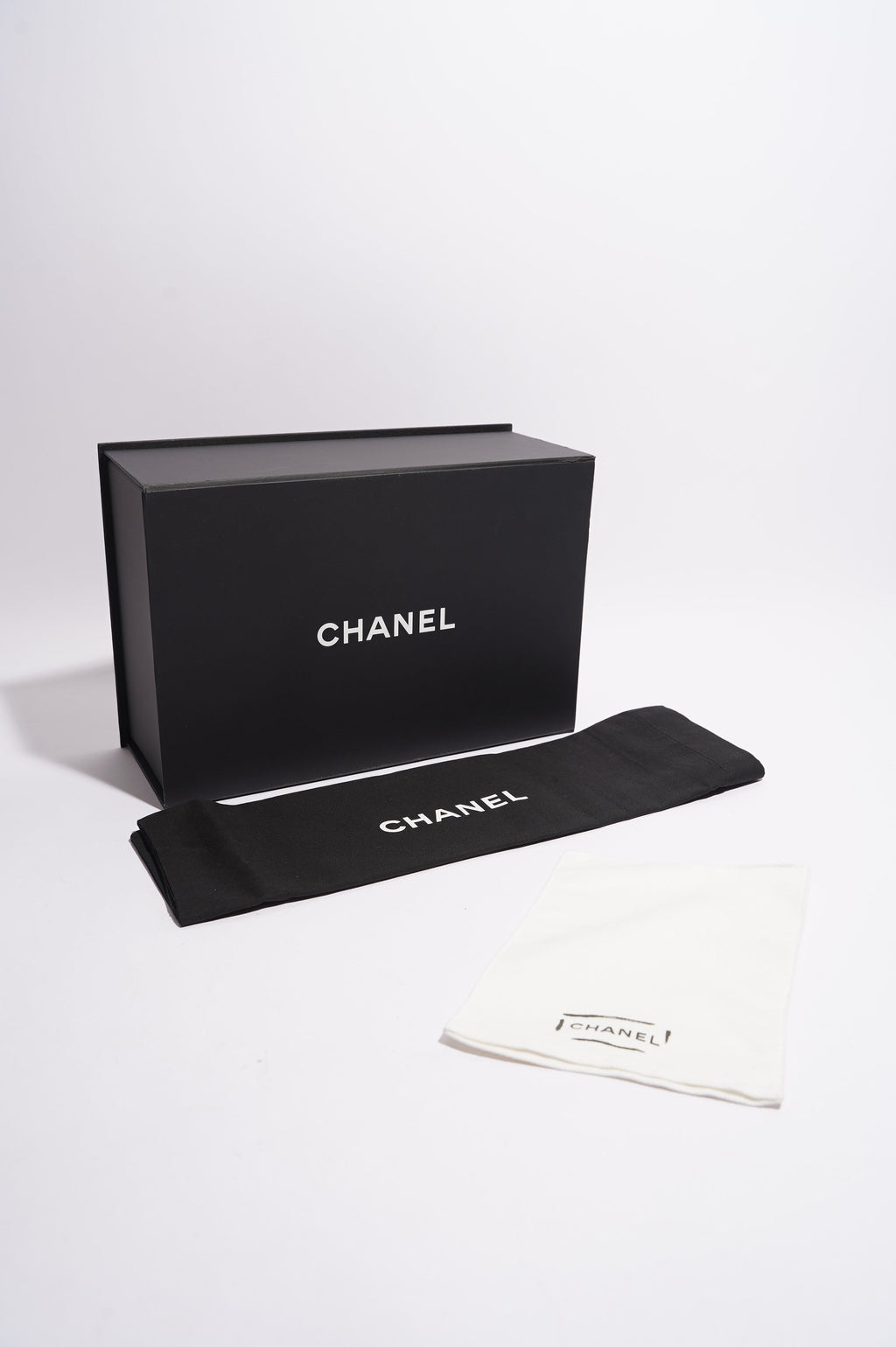 Chanel Womens Reissue 2.55 So Black Patent